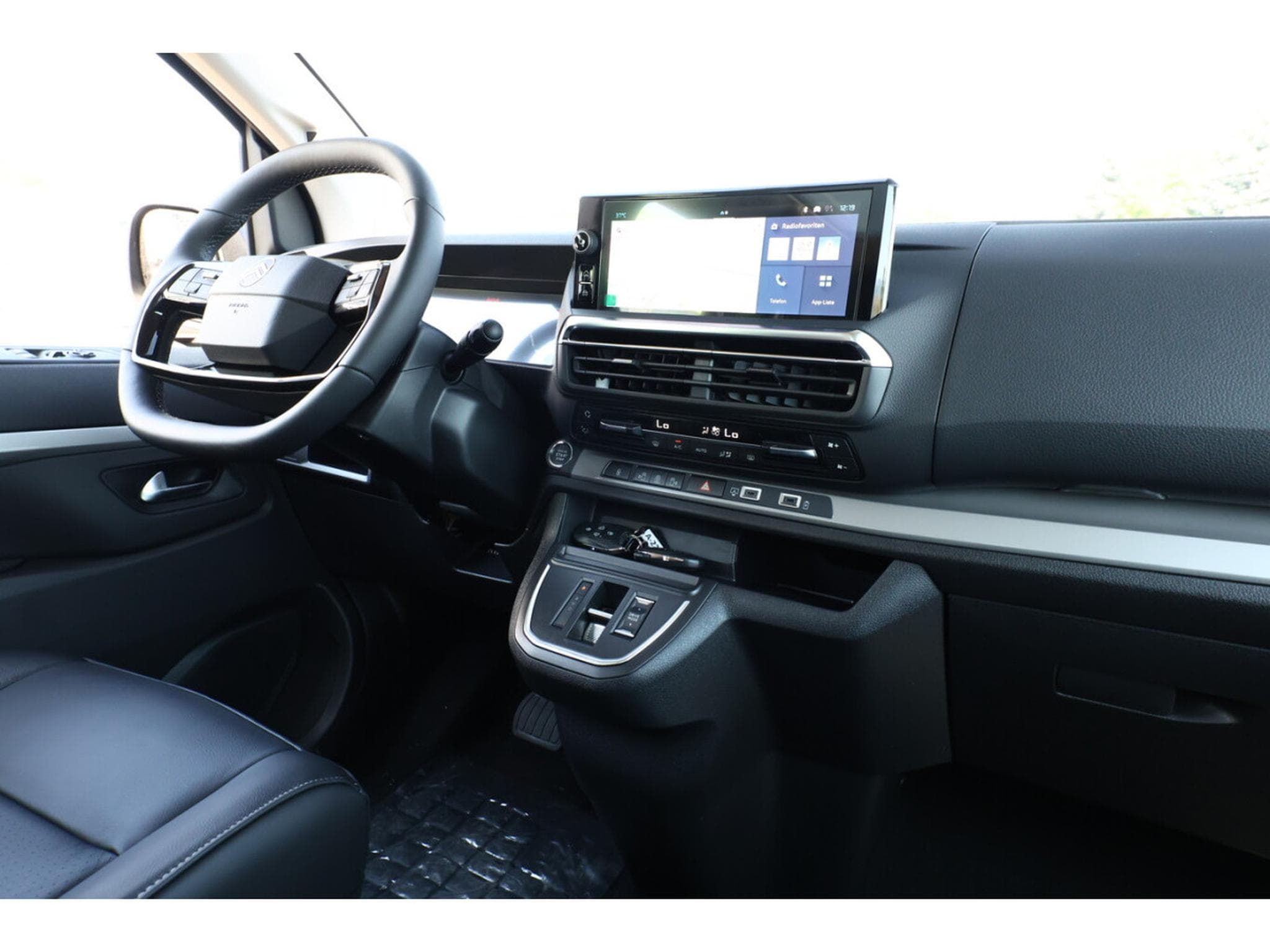 Citroën SpaceTourer 2.2 BlueHDI 180 XL Plus (2026) - Foto 9
