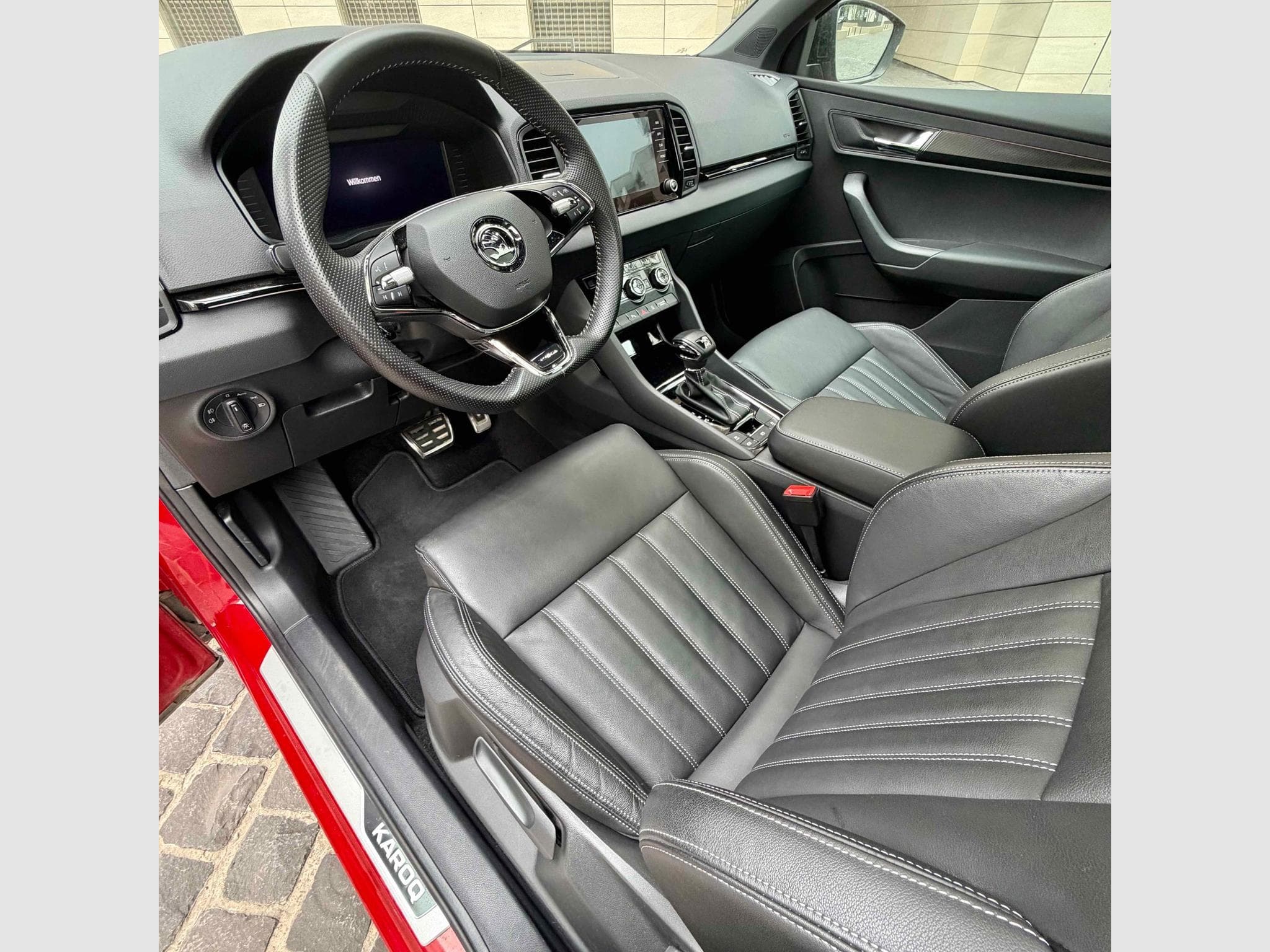 Skoda Karoq Sportline 4X4 * Panorama*Leder*Scheckheft komplett (2021) - Photo 12