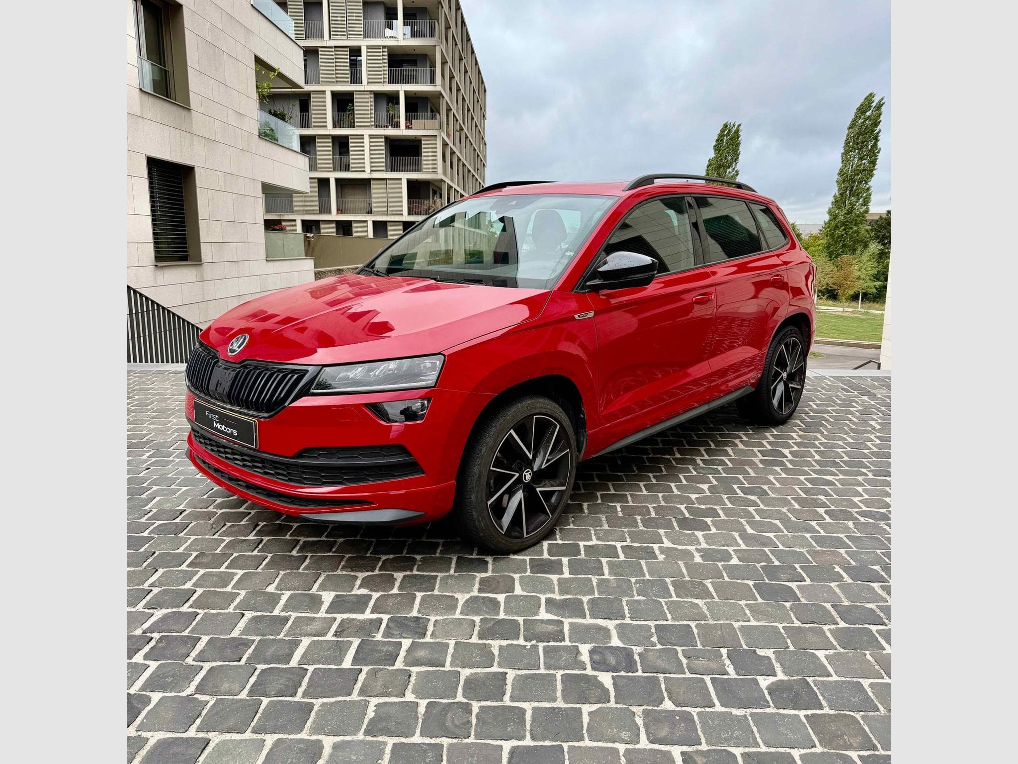 Skoda Karoq Sportline 4X4 * Panorama*Leder*Scheckheft komplett (2021) - Photo 1