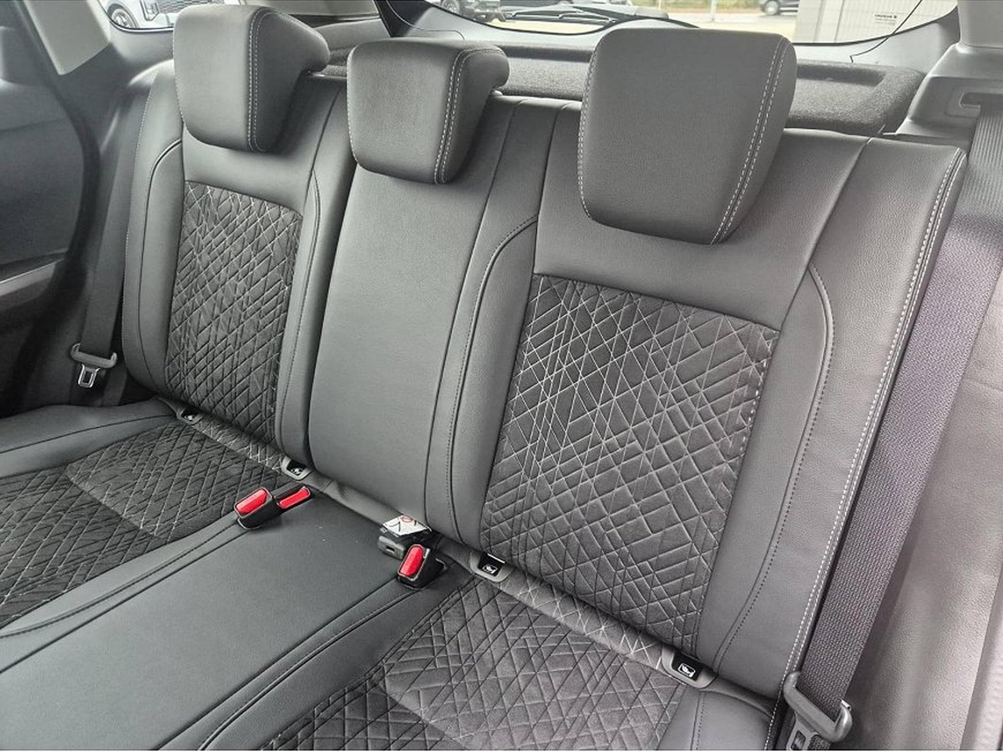 Suzuki Vitara (2026) - Photo 12