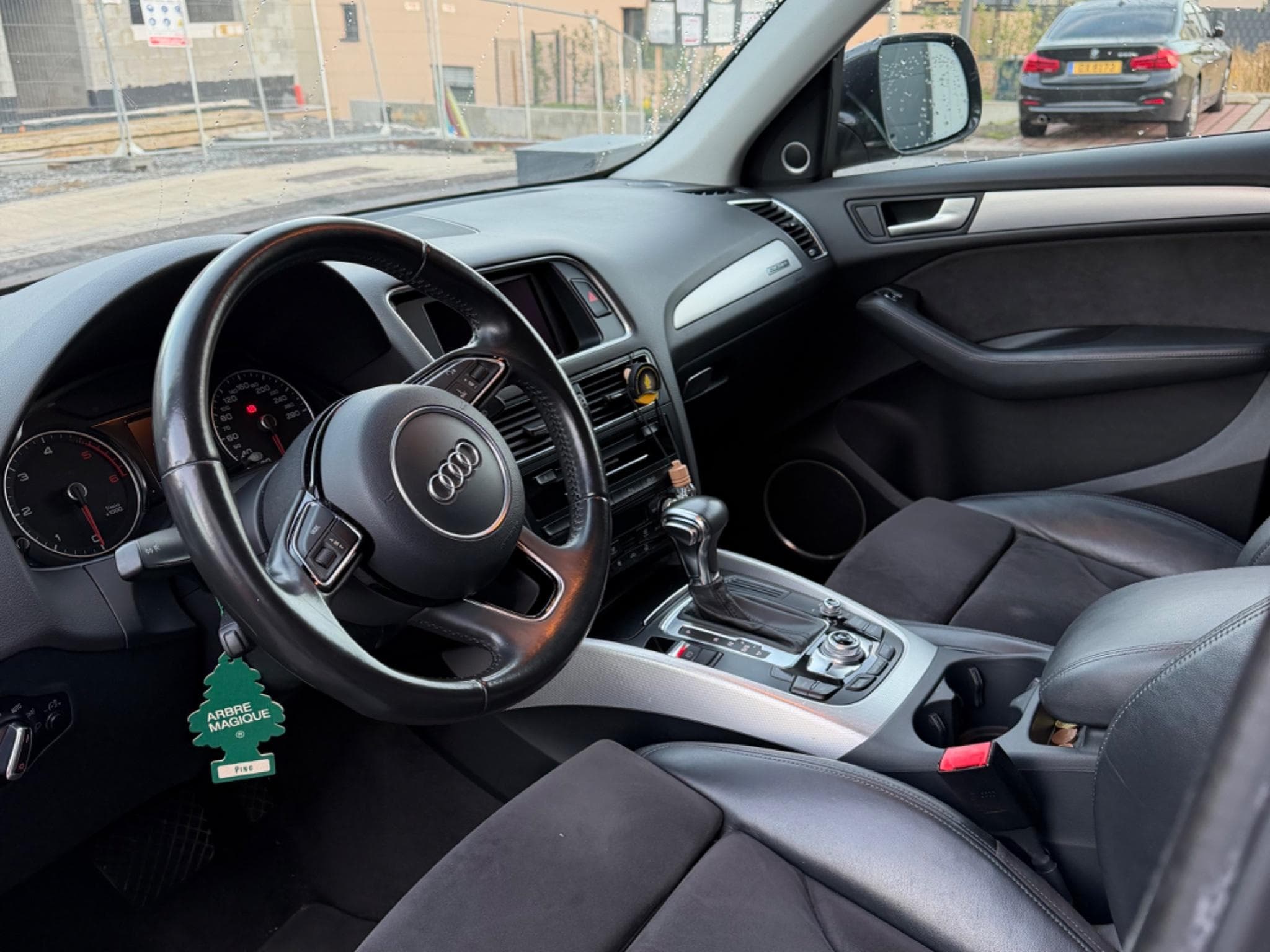 Audi Q5 S-tronic 3.0 TDI QUATRO (2012) - Photo 3