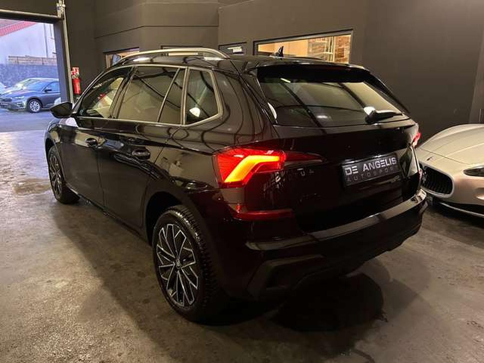 Skoda Kamiq 1.0 TSI 116 EDITION PACK BLACK (2025) - Photo 6