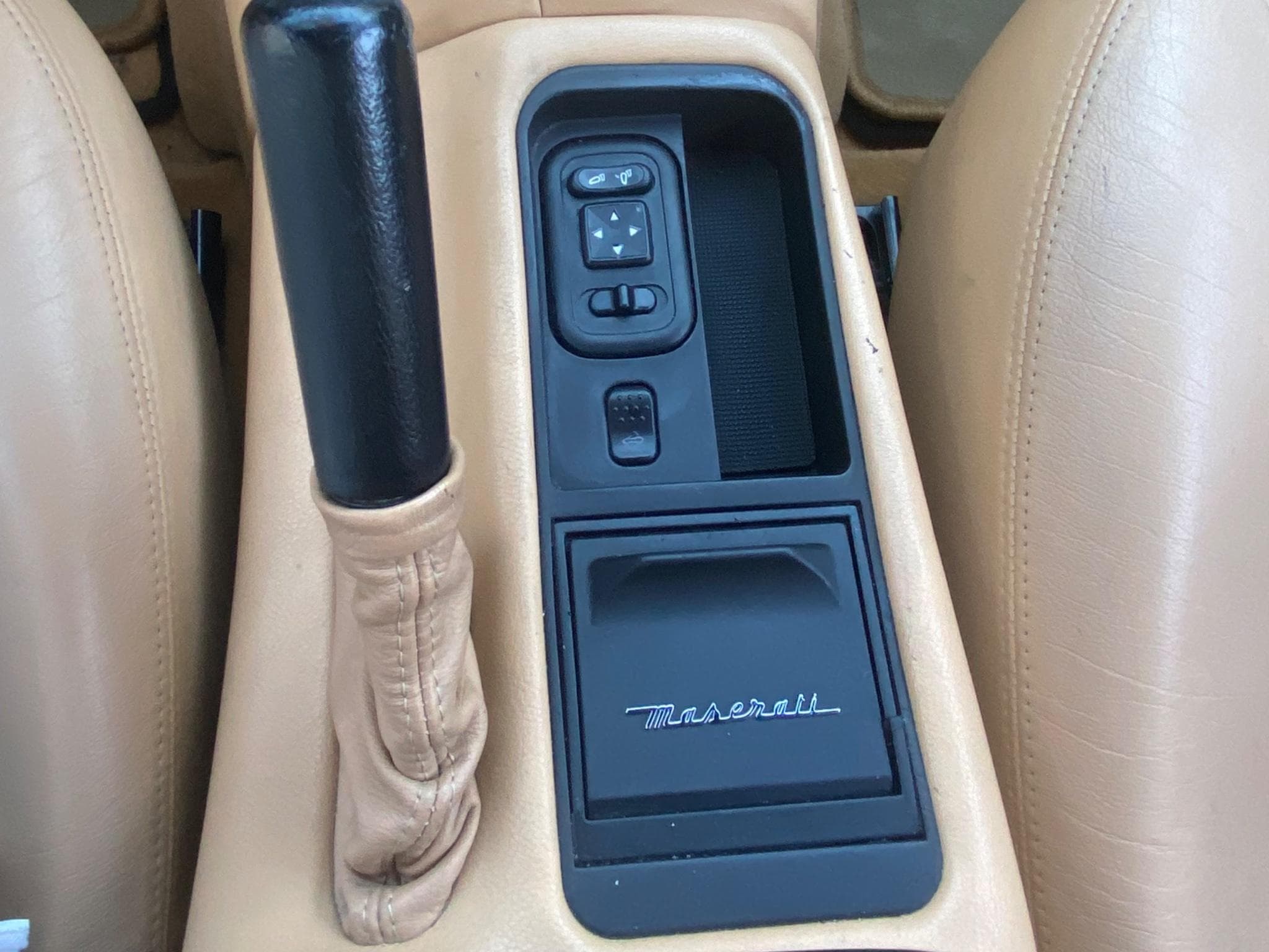Maserati Spyder Cambiocorsa (2001) - Photo 5