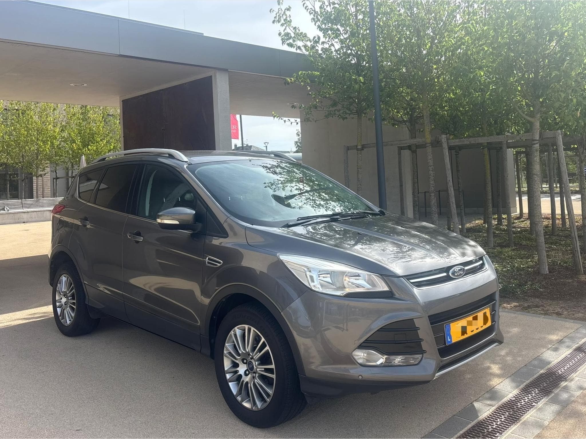 Ford Kuga Ford KUGA 4x4 1.6  Titanium  AUTOMATIQUE (2013) - Photo 1