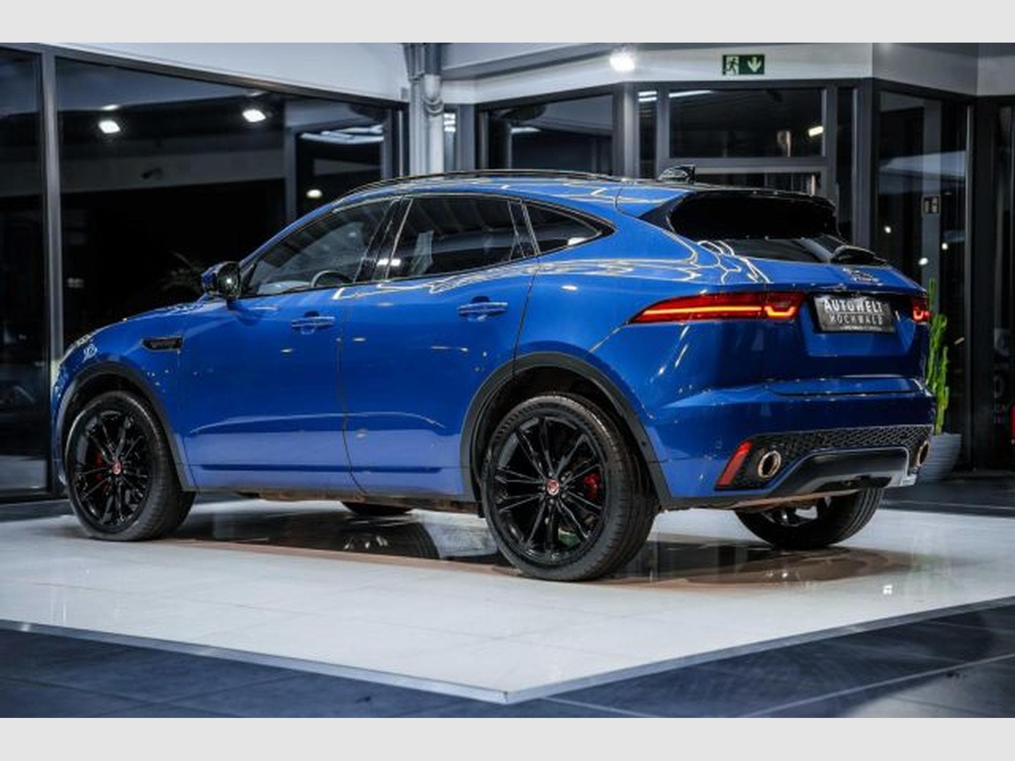 Jaguar E-Pace E-Pace 2.0 D R-Dynamic SE AWD NAVI MATRIX PANO (2019) - Photo 12