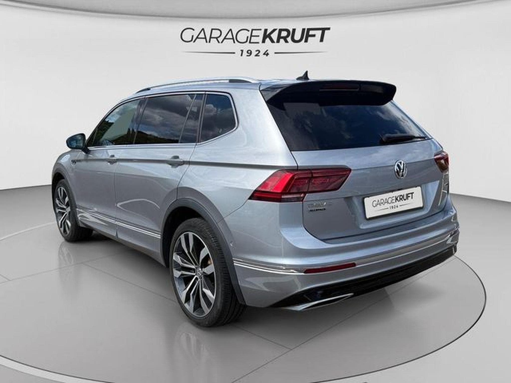 VW Tiguan Tiguan Allspace Highline R-Line, Pano., 7-Sitzer (2021) - Photo 4