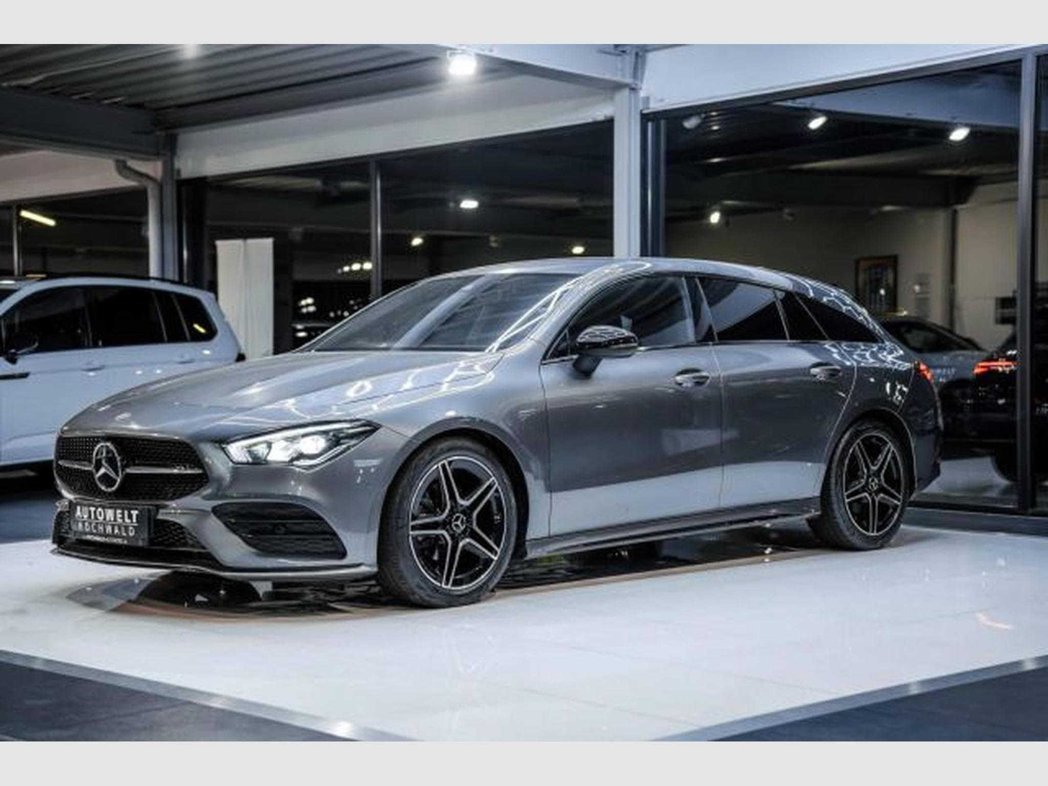 Mercedes CLA 180 CLA 180 Shooting Brake AMG Line 7G-DCT NAVI LED (2021) - Photo 4