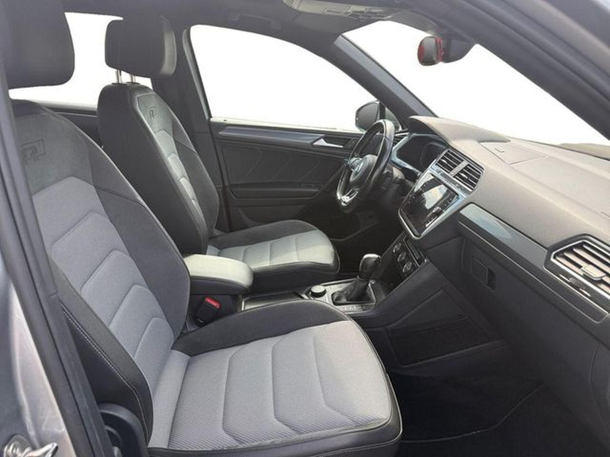 VW Tiguan Tiguan Allspace Highline R-Line, Pano., 7-Sitzer (2021) - Photo 14