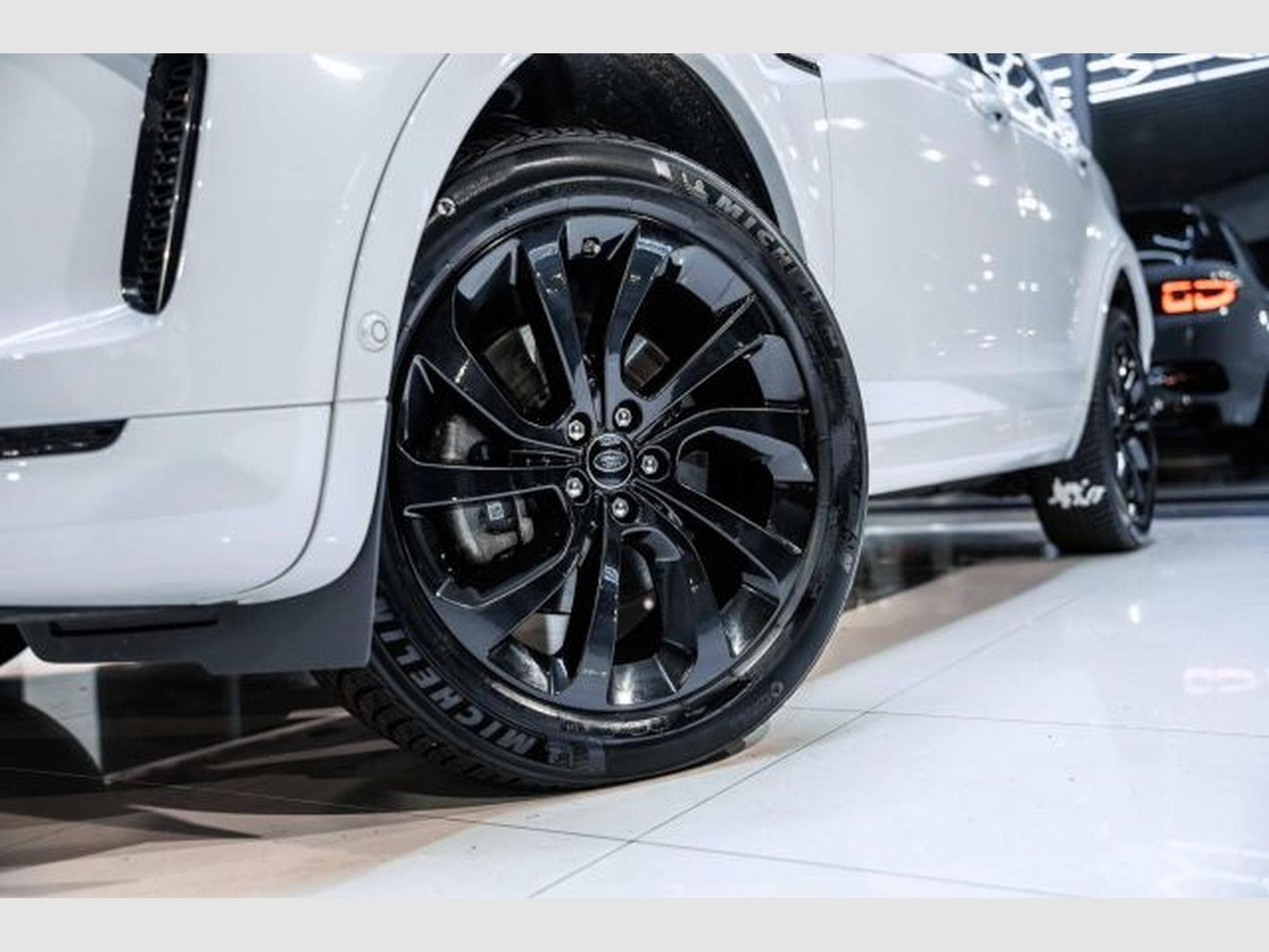 Land-Rover Discovery Sport Discovery Sport D 200 R-Dynamic SE Aut. AWD AHK (2021) - Photo 3