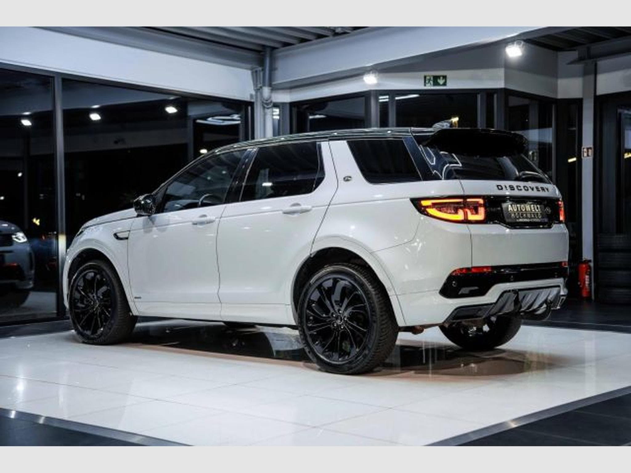 Land-Rover Discovery Sport Discovery Sport D 200 R-Dynamic SE Aut. AWD AHK (2021) - Photo 11