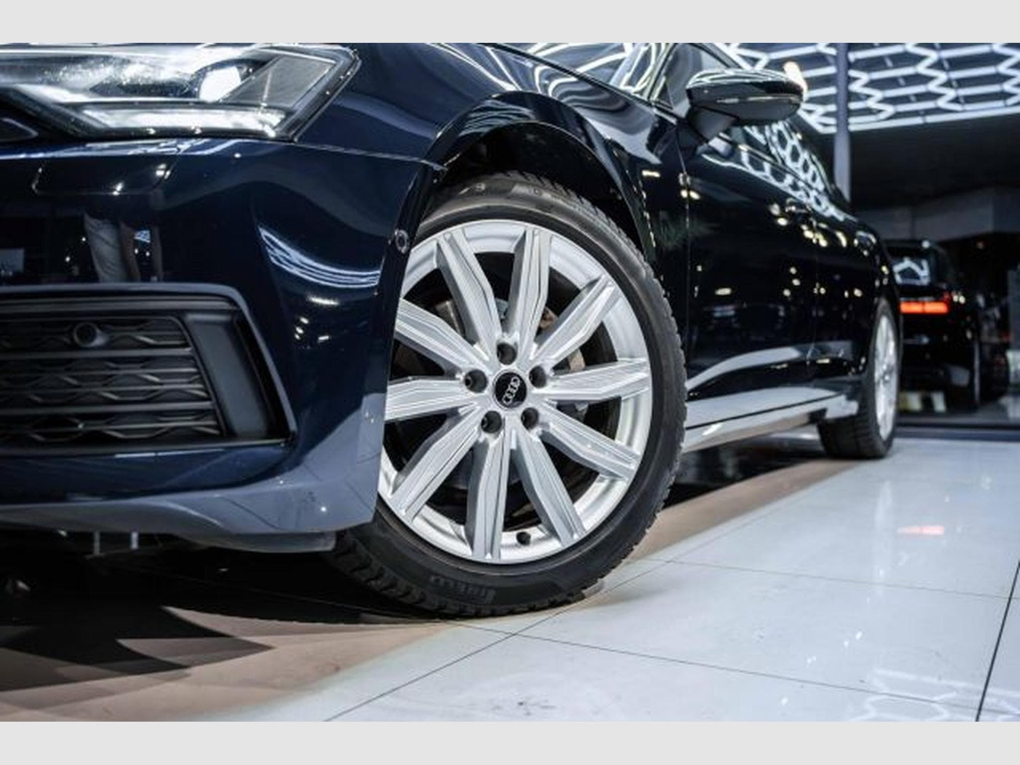 Audi A6 A6 Avant 40 TDI S-tronic NAVI LED AHK PANO B&amp;O (2022) - Photo 3