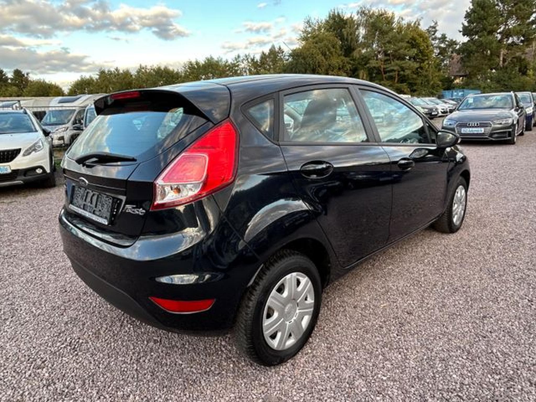 Ford Fiesta Fiesta Trend *Klima*Zahnriemen Neu*TÜV Neu* (2013) - Photo 4