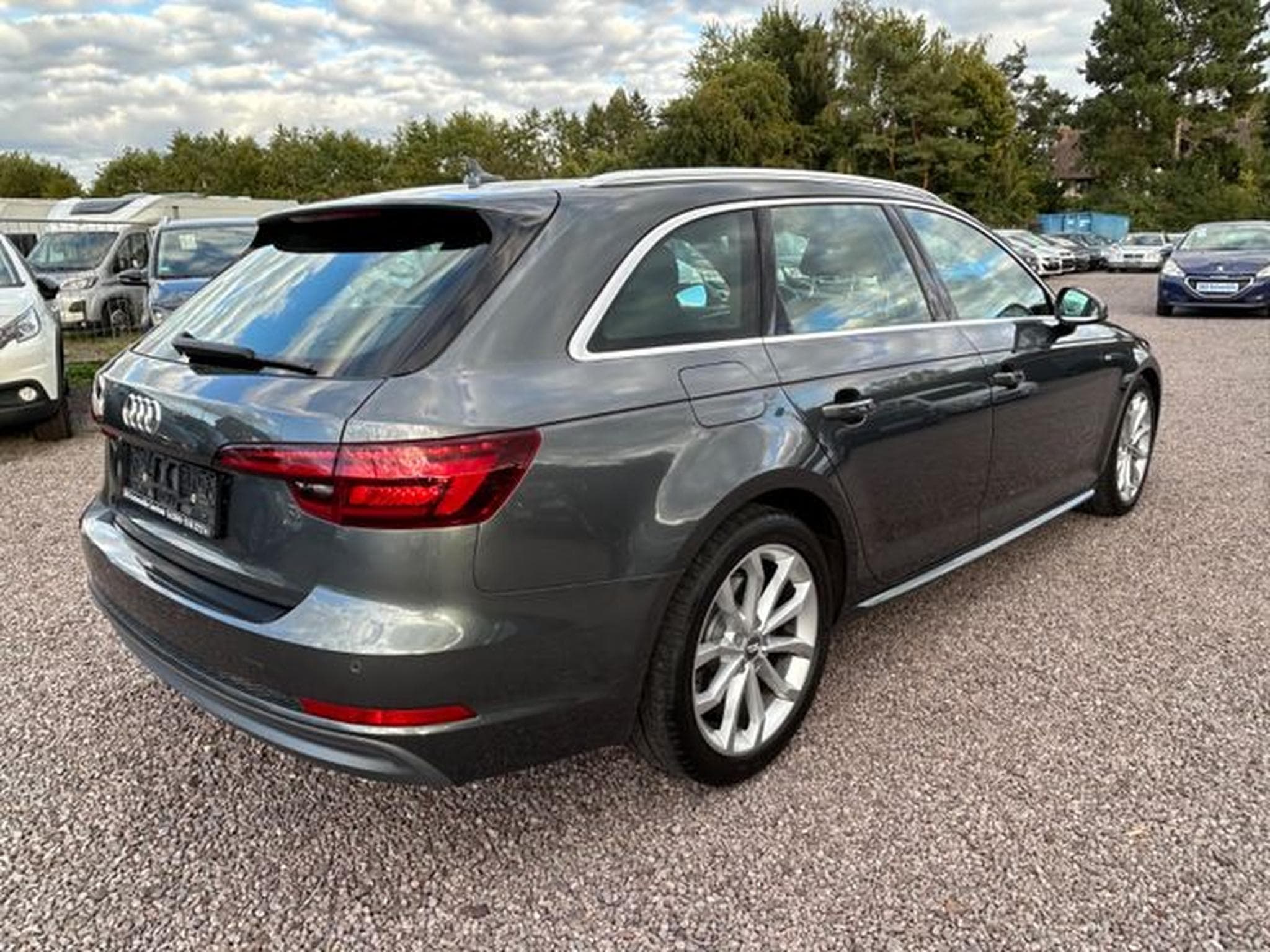 Audi A4 A4 Avant Sport *S line*Automatik*i-Cockpit*Euro6 (2018) - Photo 4