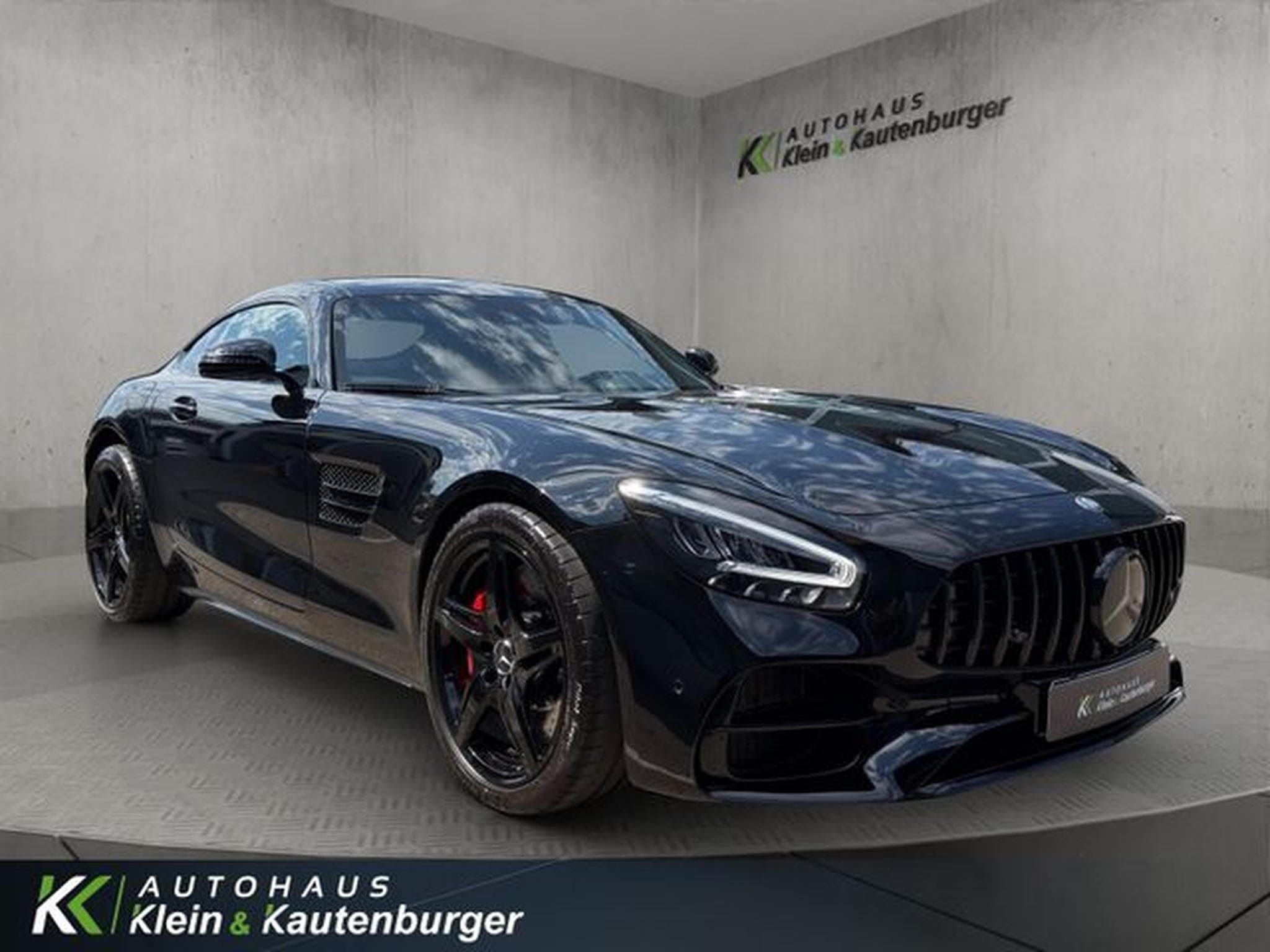 Mercedes GT AMG GT Coupe +ALL BLACK+PERFORMANCE ABGASANLAGE+ (2021) - Photo 3