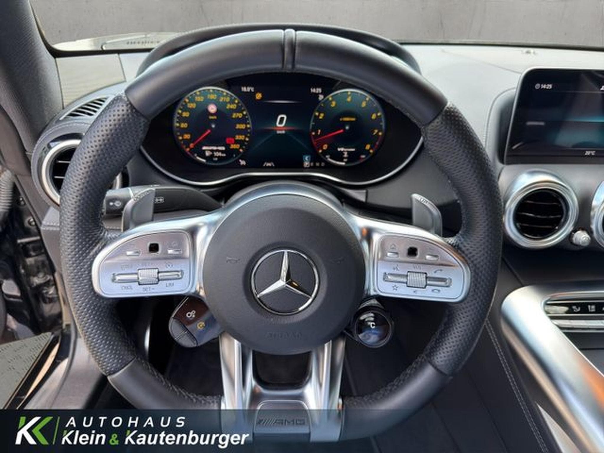 Mercedes GT AMG GT Coupe +ALL BLACK+PERFORMANCE ABGASANLAGE+ (2021) - Photo 14
