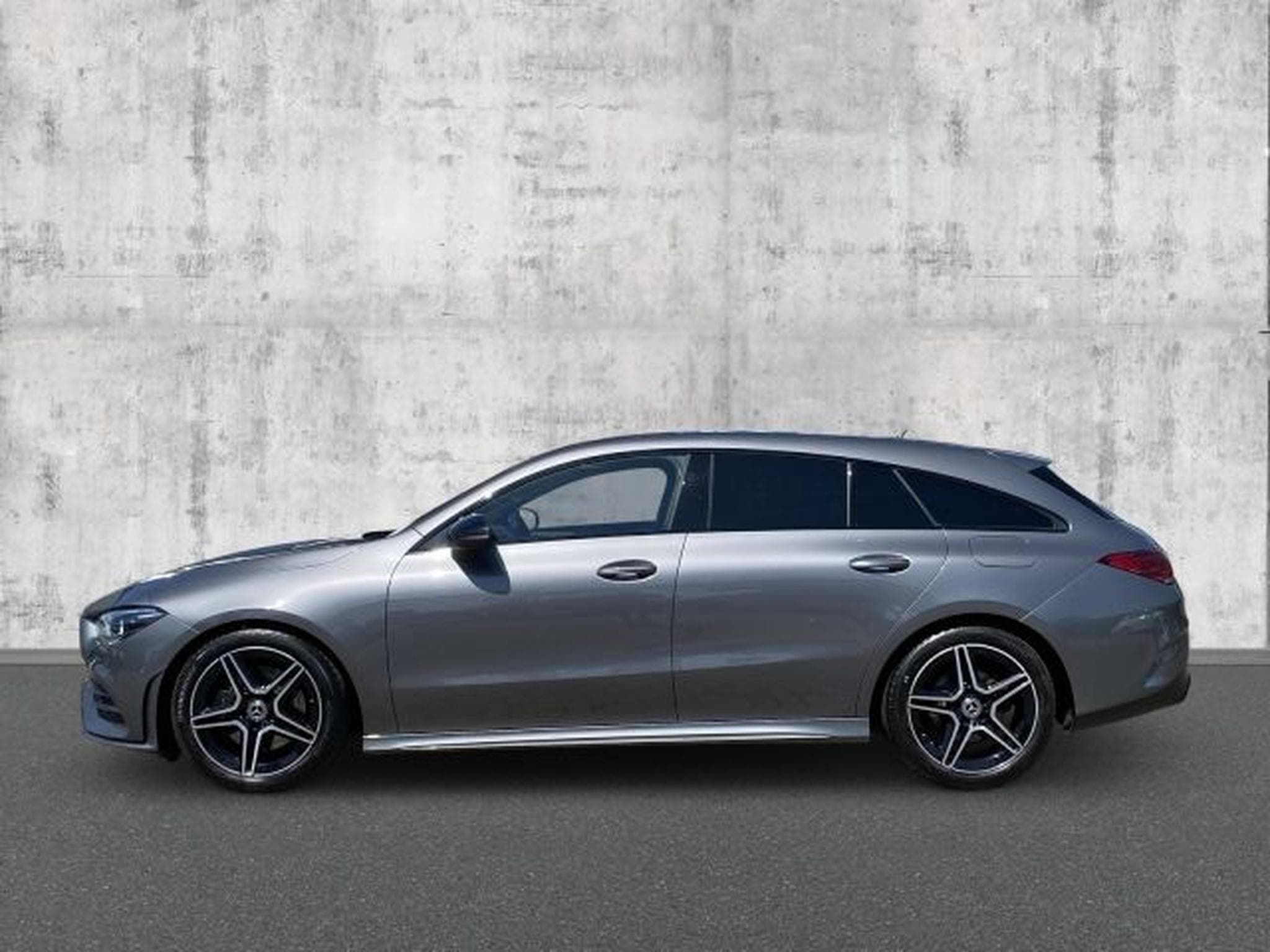Mercedes CLA 200 CLA 200 Shooting Brake 7G AMG PANO Night Wide (2020) - Photo 2