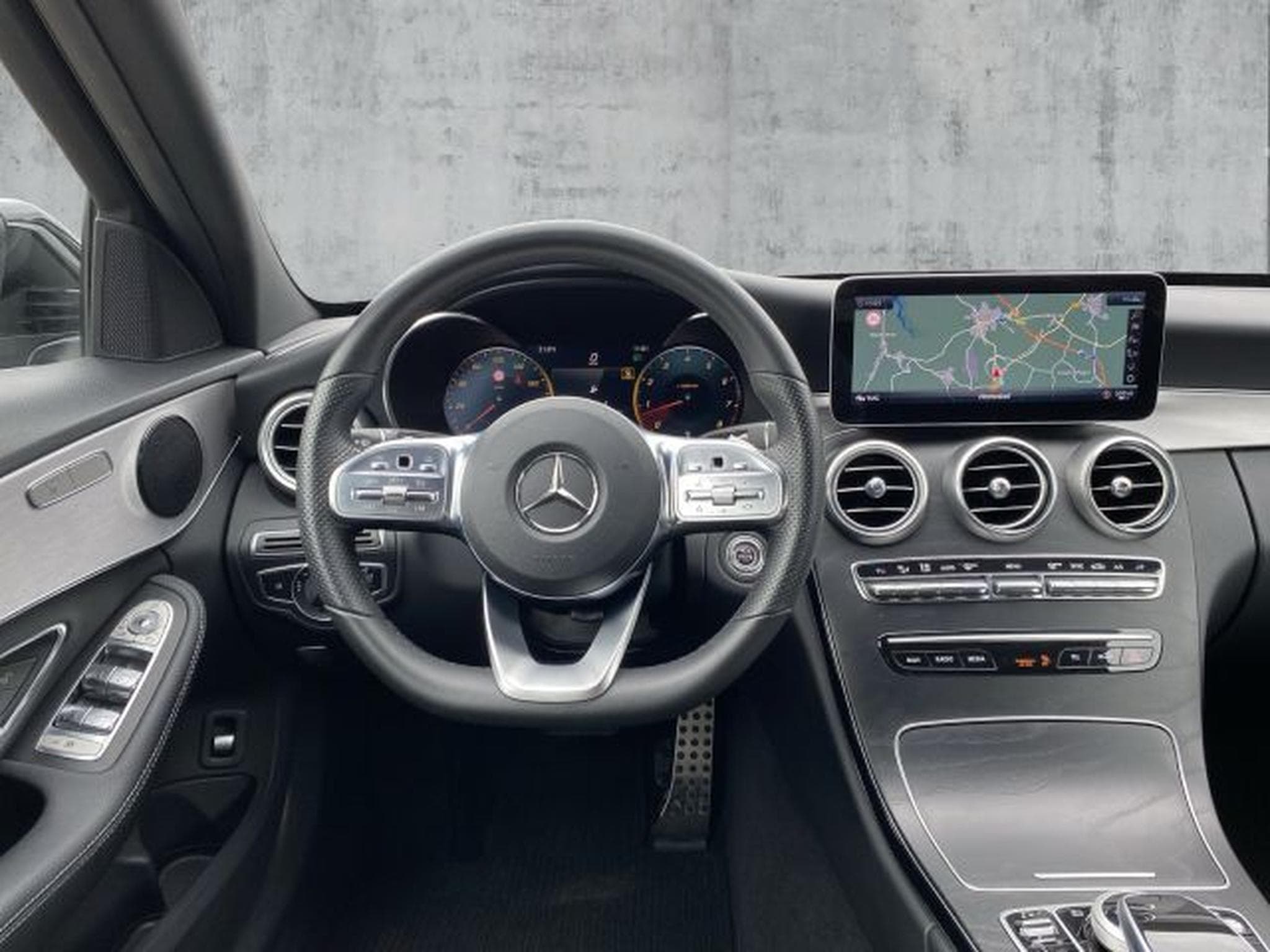 Mercedes C 180 C180 T 9G-Tronic AMG Line NAVI LED RFK Digital (2019) - Foto 15