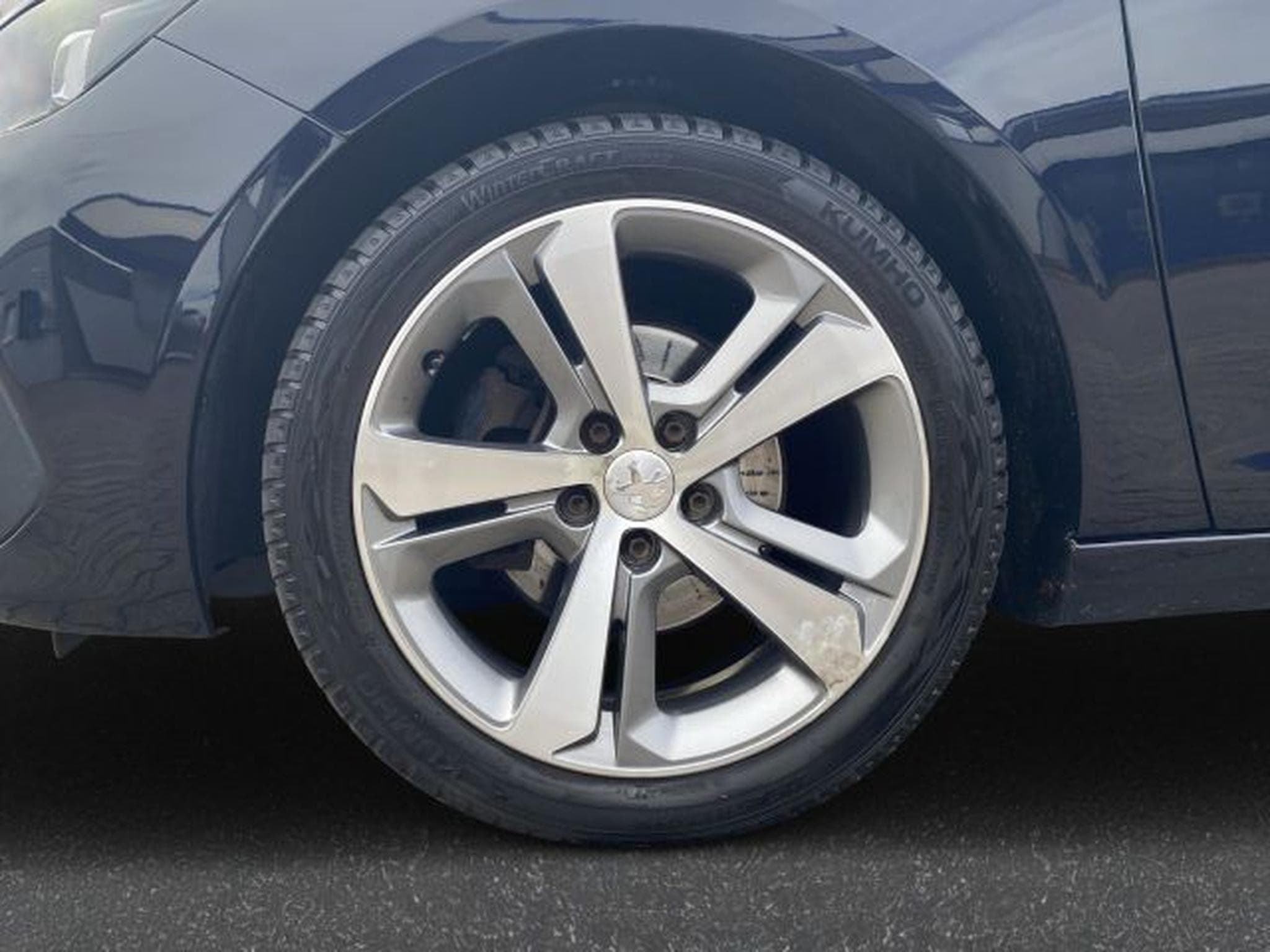 Peugeot 308 308 SW 1.5 Blue HDi Allure NAVI LED RFK SHZG GRA (2019) - Foto 9