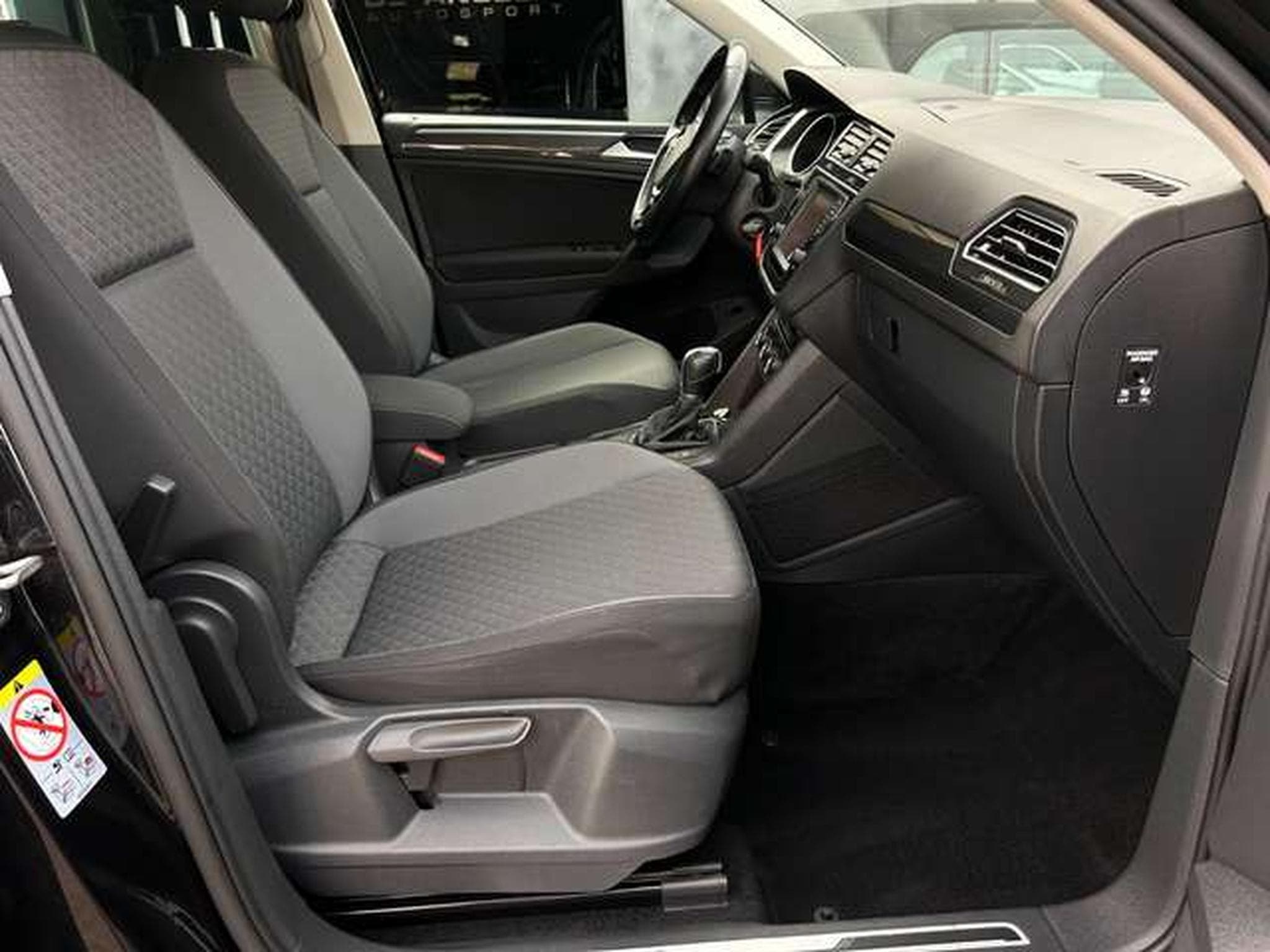 VW Tiguan 2.0 TDI 150 DSG7 CONFORTLINE (2017) - Foto 14