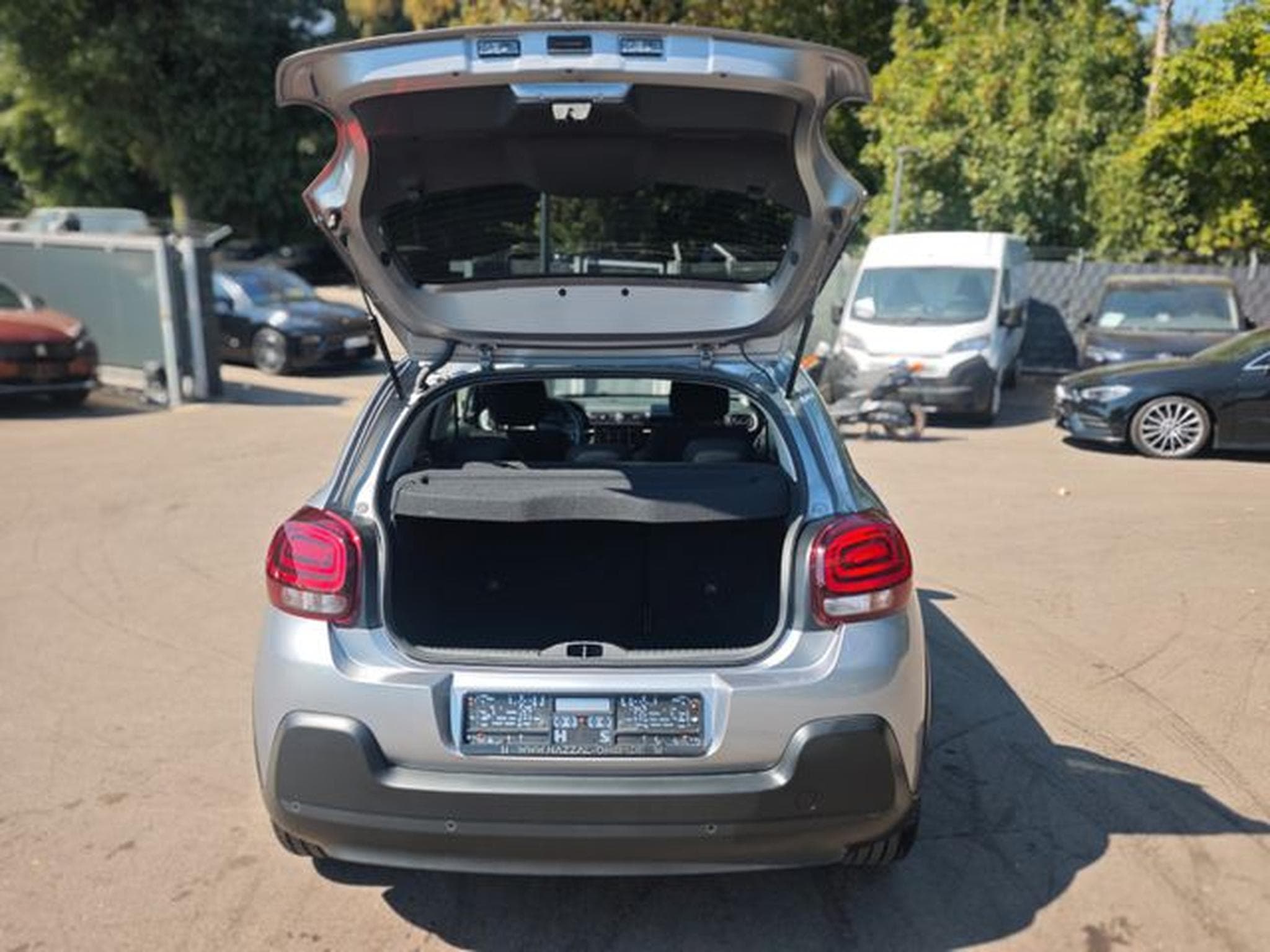 Citroën C3 C3 MAX *STYLE PAKET*1.HD*NAVI*ASSIST PAKET*5.TÜR (2024) - Photo 9