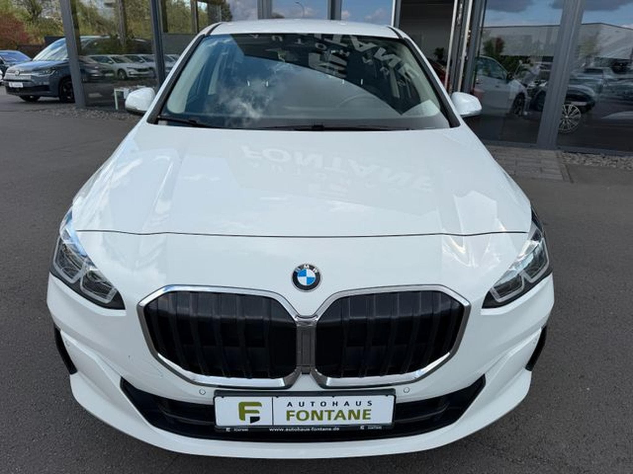 BMW 218 218d ActiveTourer A/T AHK Kamera Navi Sitzheiz. (2022) - Photo 2