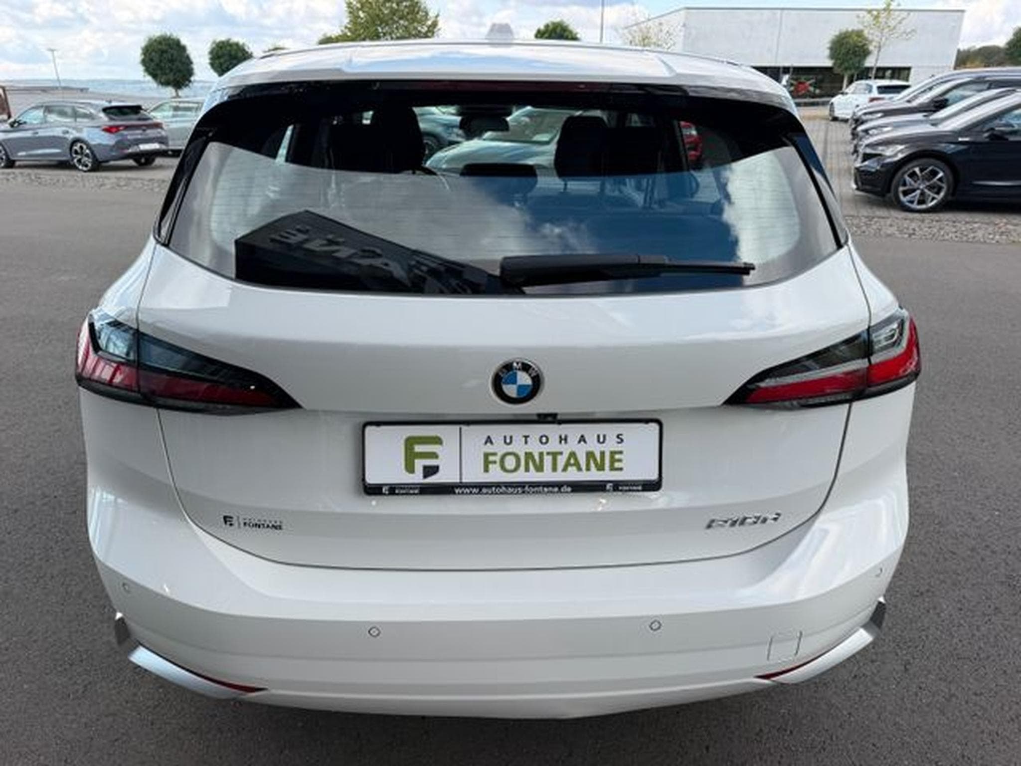 BMW 218 218d ActiveTourer A/T AHK Kamera Navi Sitzheiz. (2022) - Photo 6