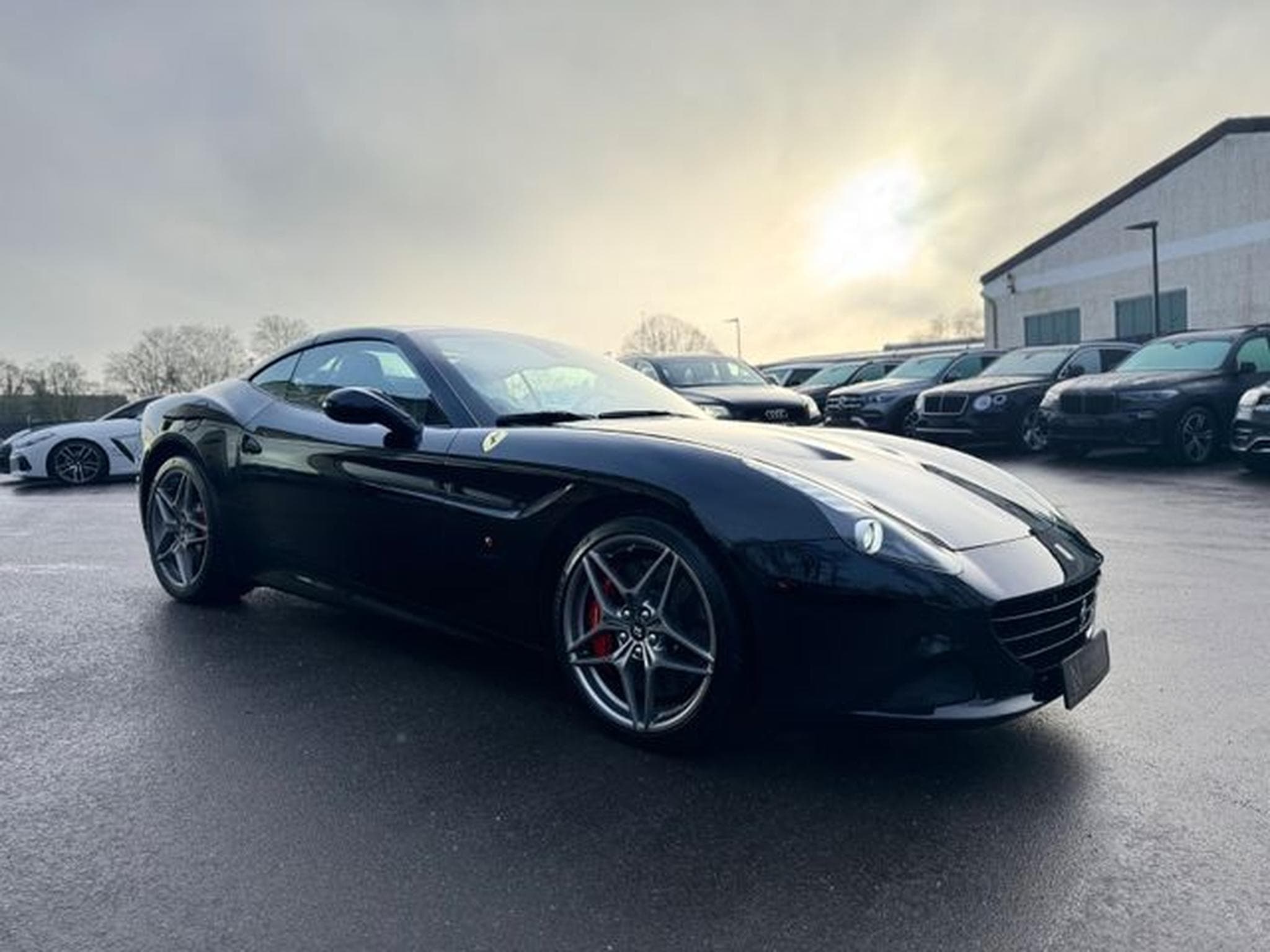 Ferrari California CALIFORNIA T V8*CARBON*POWER-GARANTIE*KERAMIK* (2017) - Foto 6