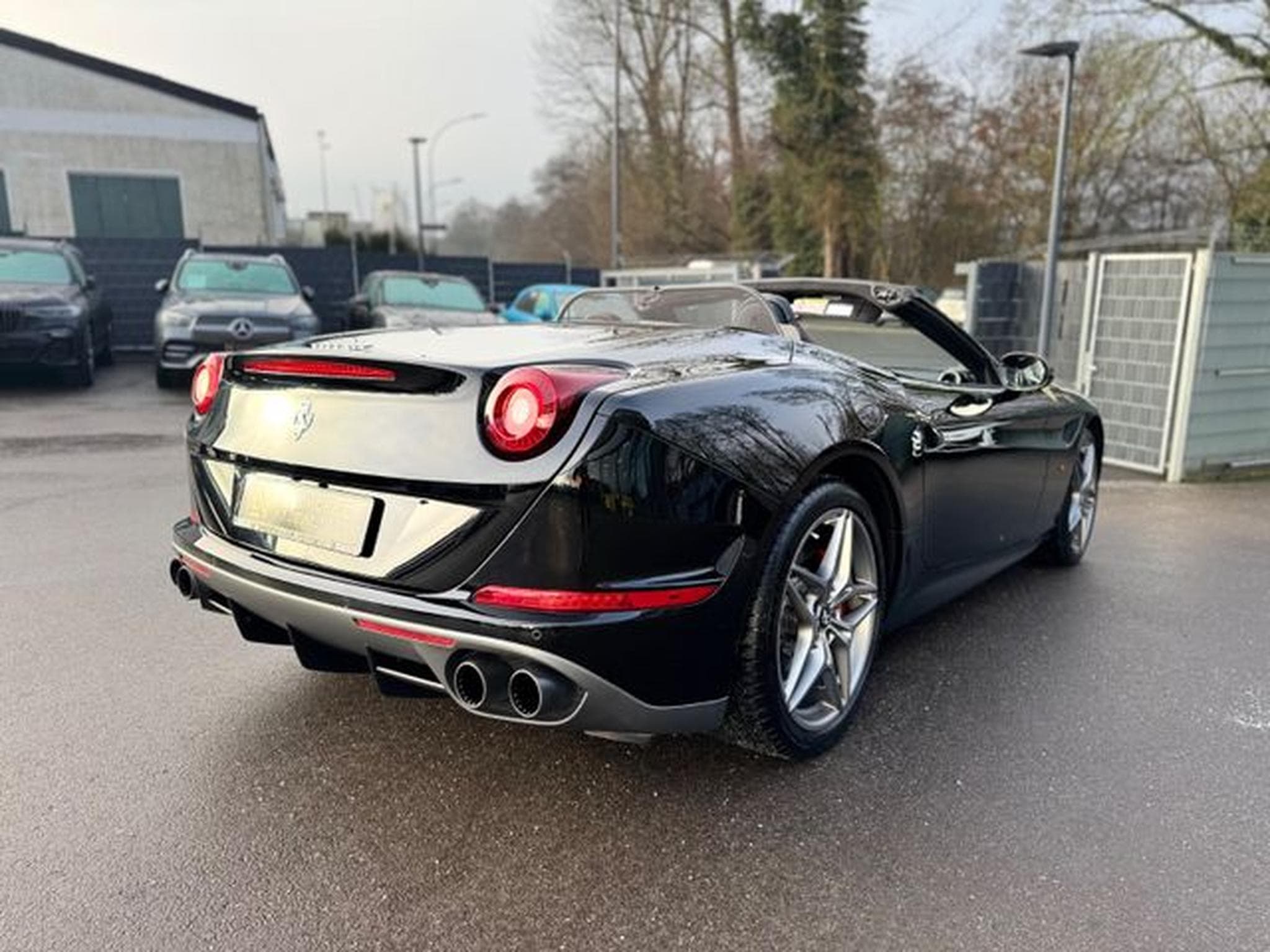 Ferrari California CALIFORNIA T V8*CARBON*POWER-GARANTIE*KERAMIK* (2017) - Foto 8