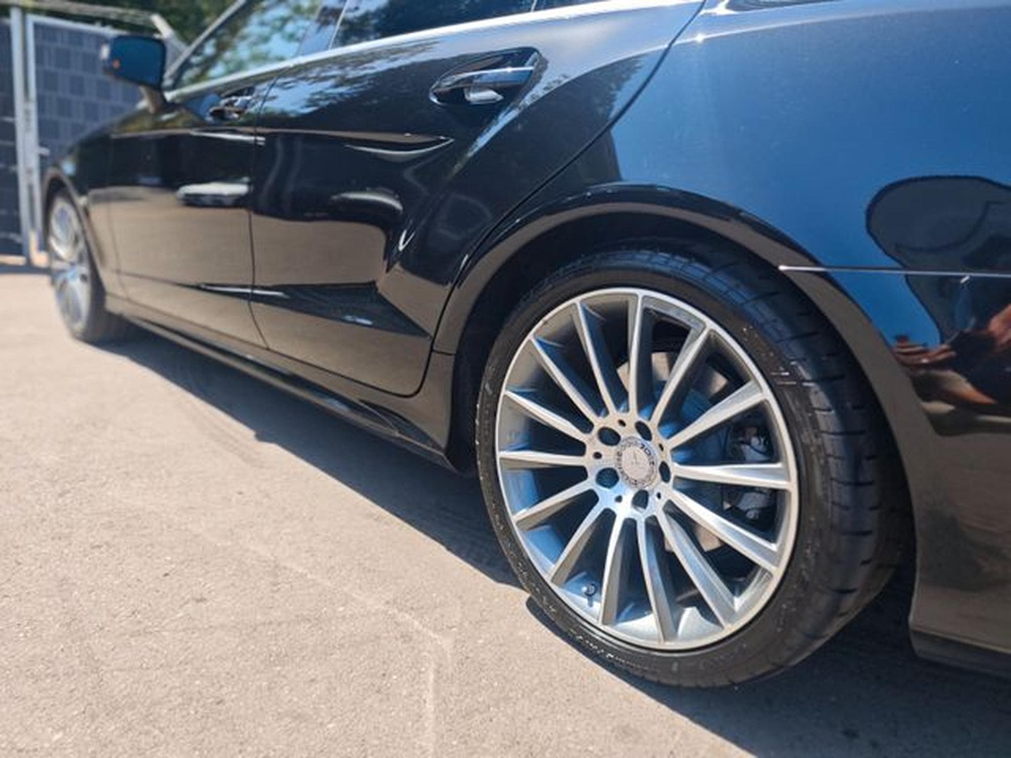 Mercedes CLS 500 Shooting Bra CLS500 SB 4MATIC*AMG-LINE*AIRMATIC*DISTRONIC+ (2016) - Photo 10