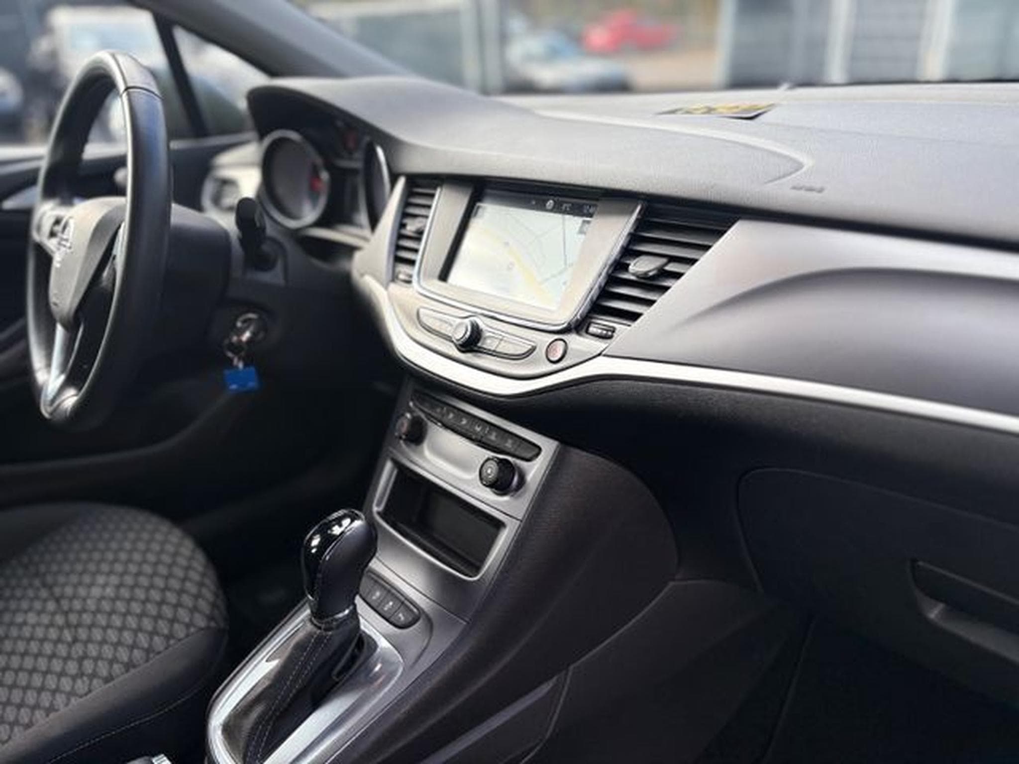 Opel Astra ASTRA K SPORTS TOURER EDITION*AUT*PDC*NAVI*1.HD* (2020) - Foto 15