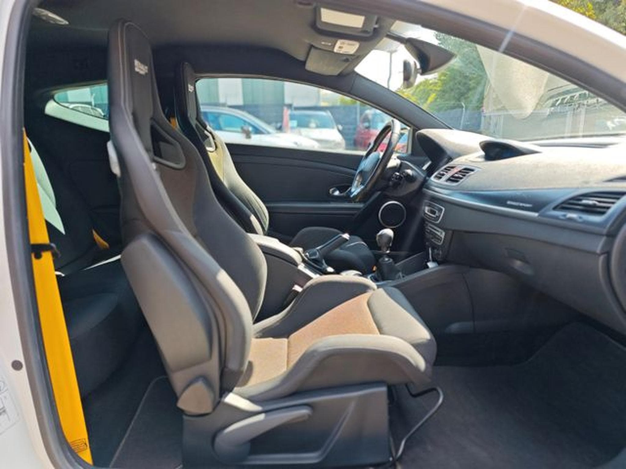Renault Megane MEGANE III COUPE RS CUP*2.HD*RECARO*NO 12/20*TOP (2011) - Foto 15