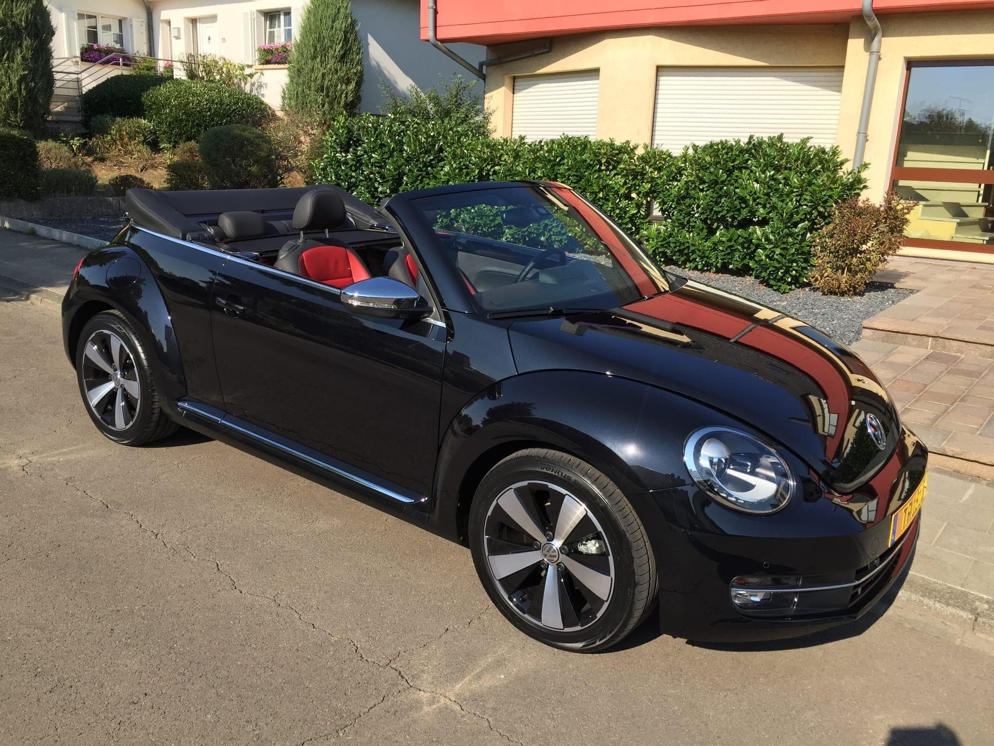 VW Beetle Sport Cabriolet (2015) - Photo 1
