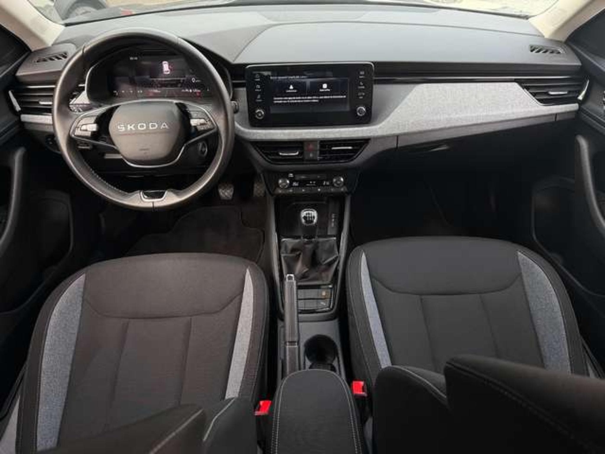 Skoda Kamiq 1.5 TSI 150 ACT EDITION (2025) - Photo 3
