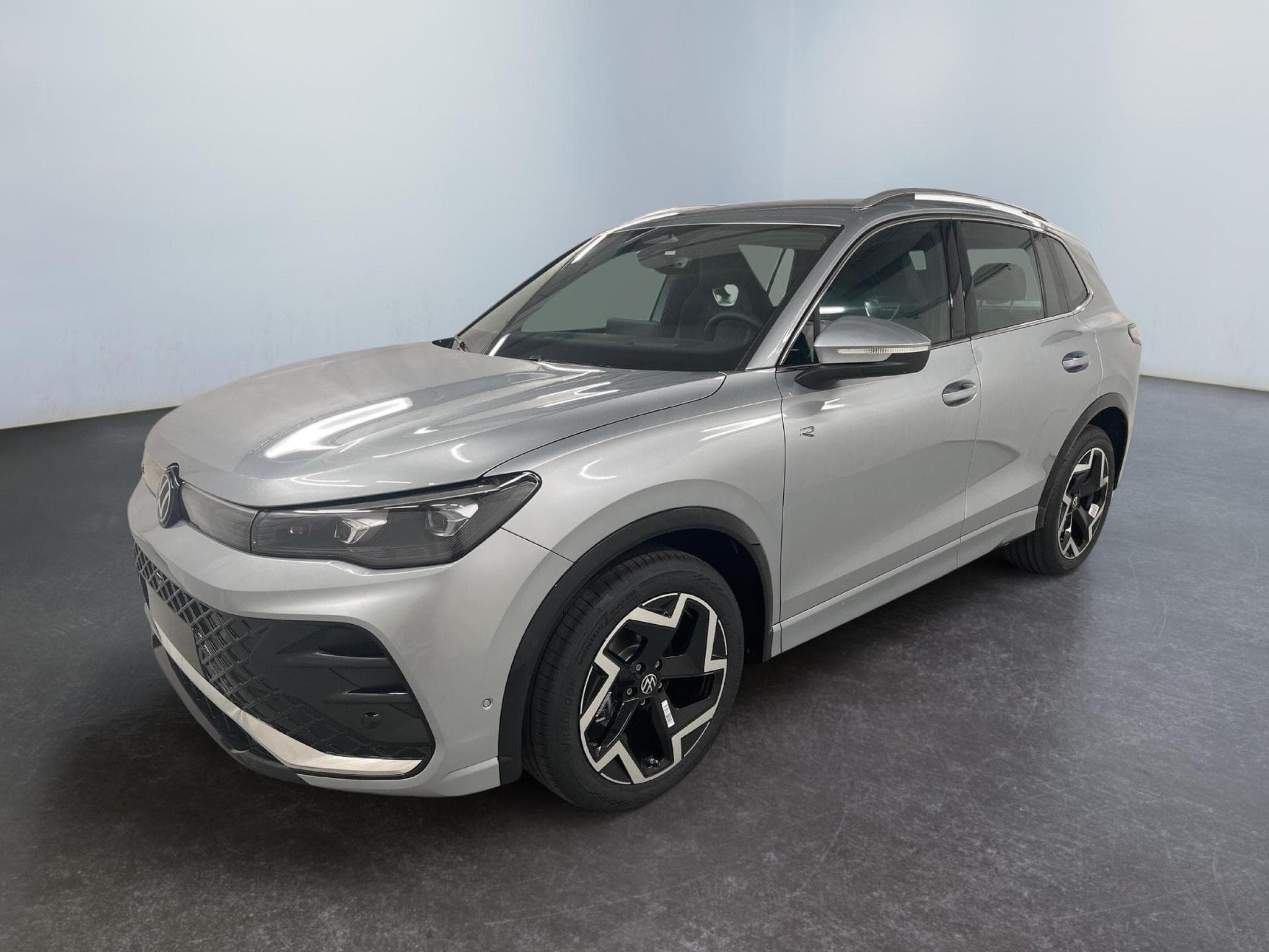 VW Tiguan R-Line (2026) - Photo 3