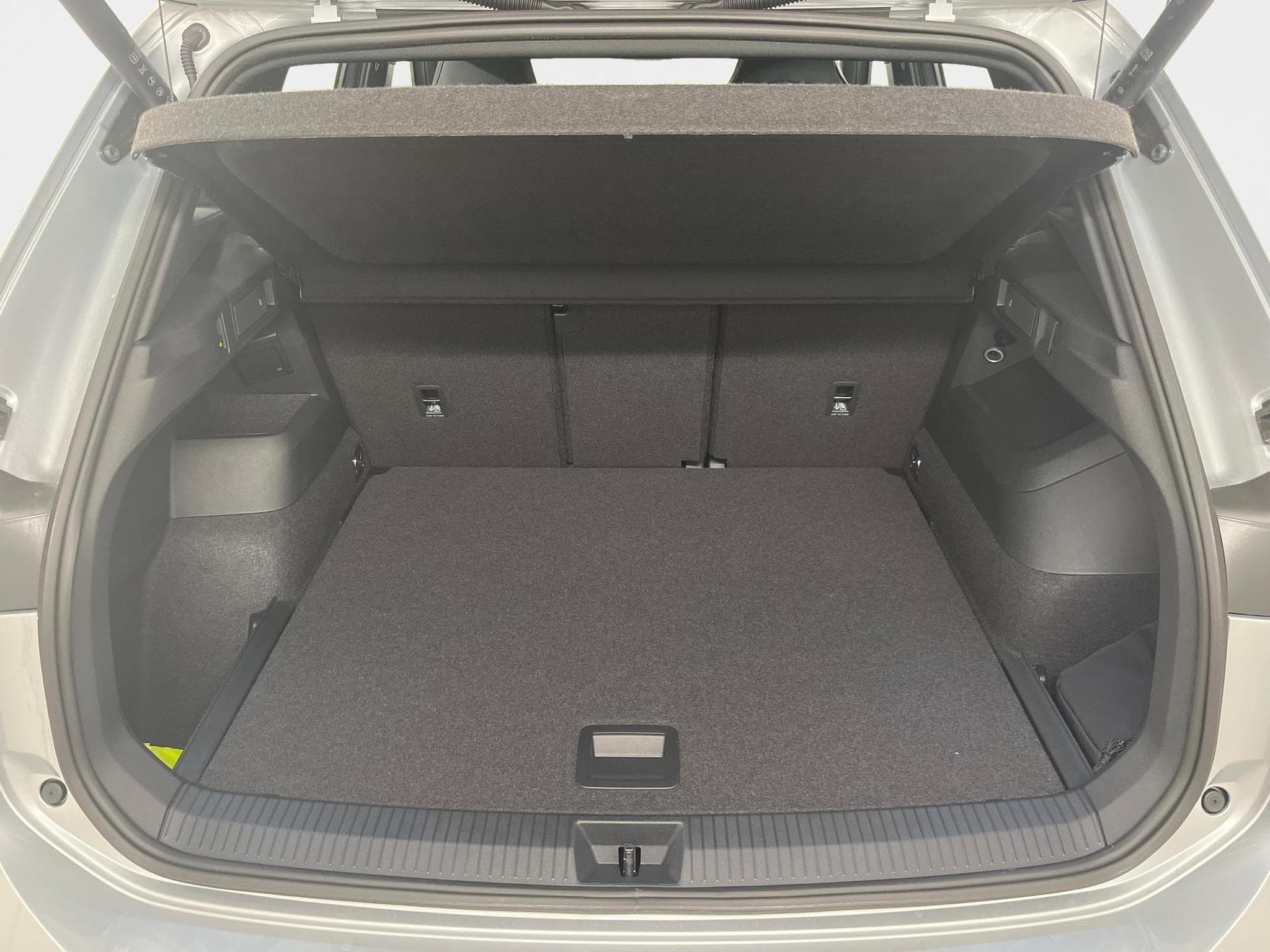 VW Tiguan R-Line (2026) - Photo 10