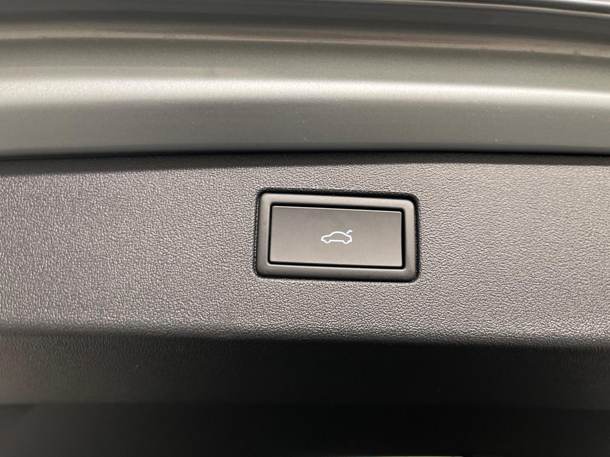 VW Tiguan R-Line (2026) - Photo 11