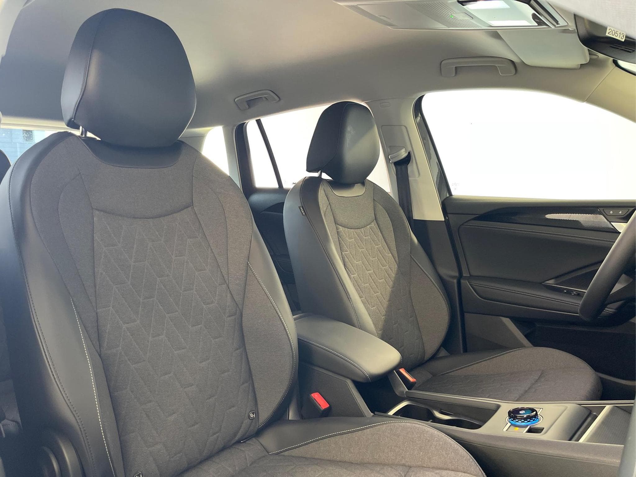 VW Tiguan LIFE (2026) - Photo 14