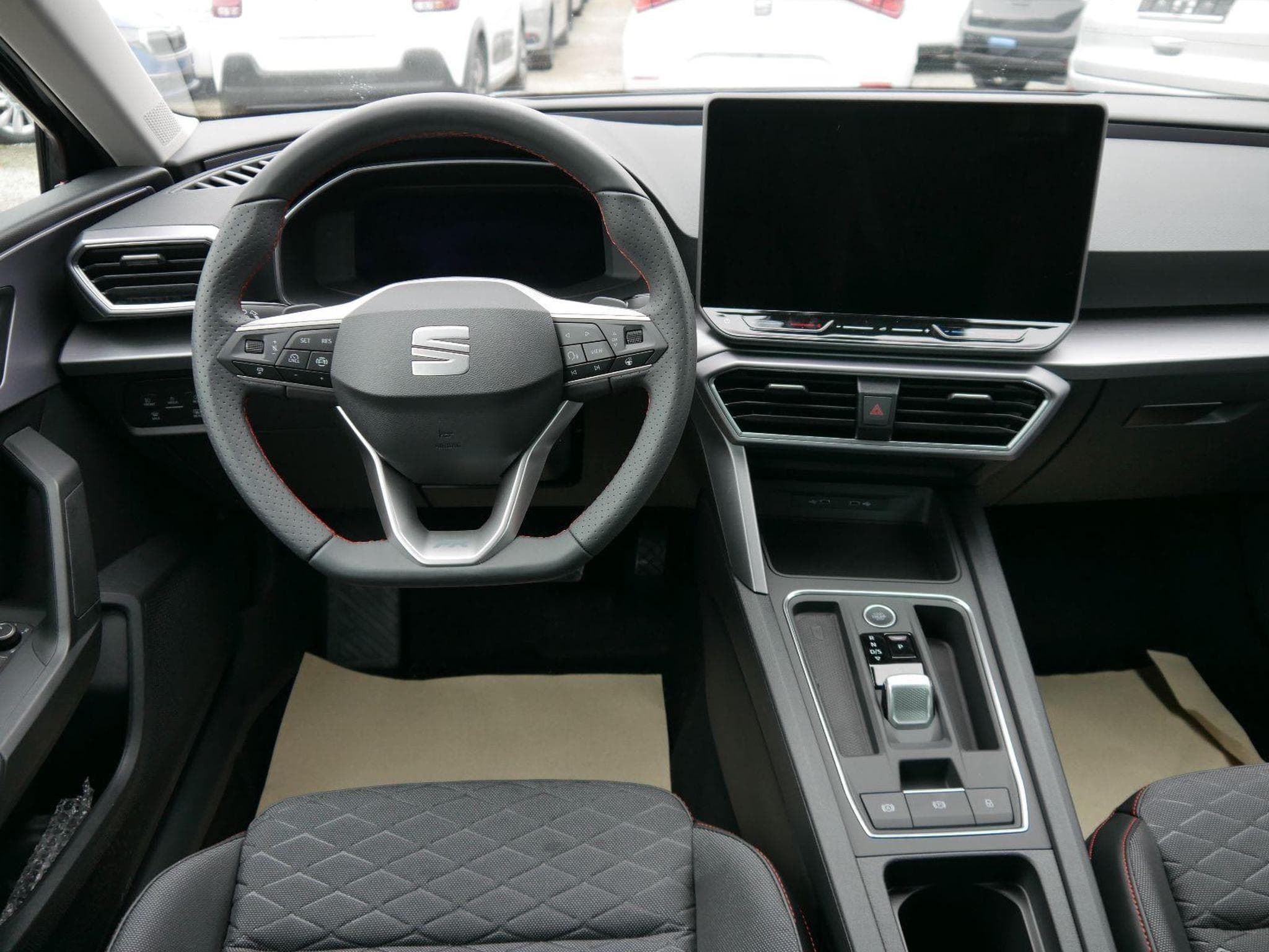Seat Leon FR 1.5 eTSI DSG (2026) - Foto 11