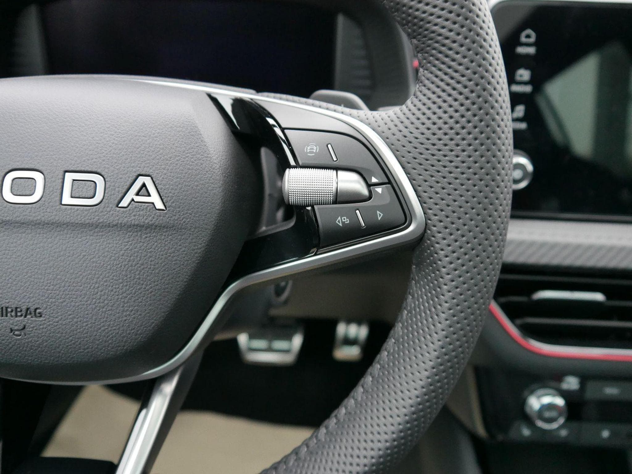 Skoda Kamiq Monte Carlo (2025) - Photo 14