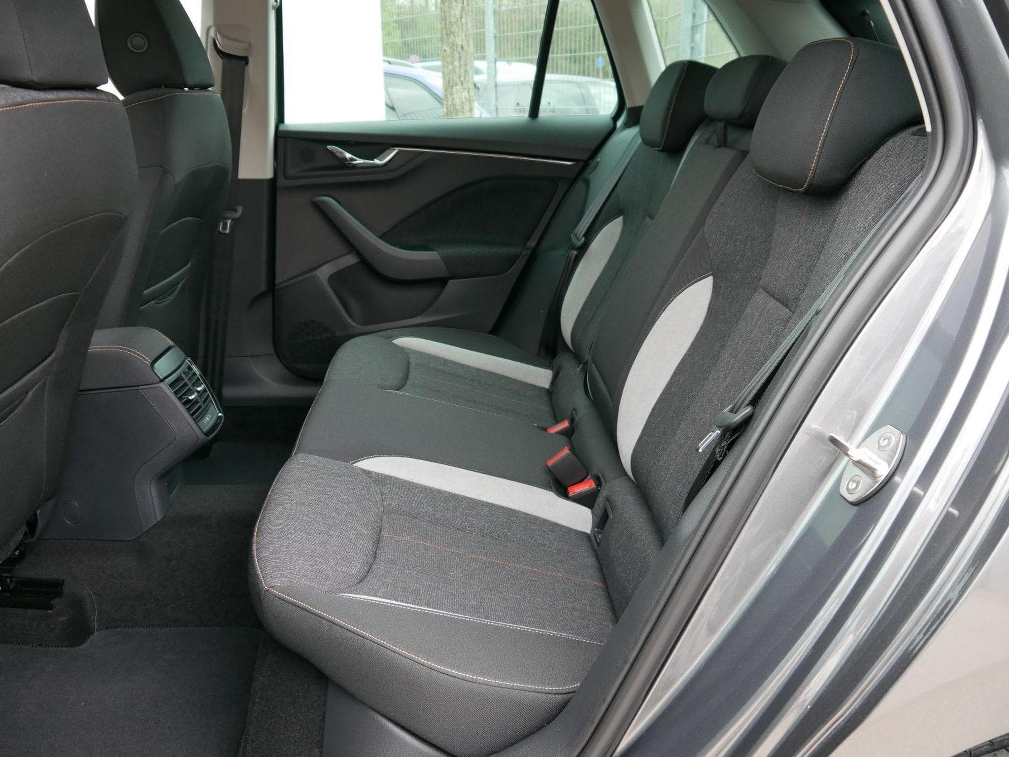 Skoda Kamiq 130 Jahre Edition (2026) - Photo 7