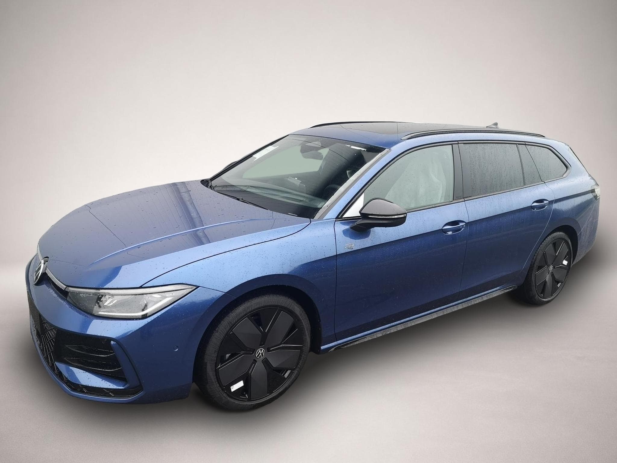 VW Passat (2026) - Photo 1