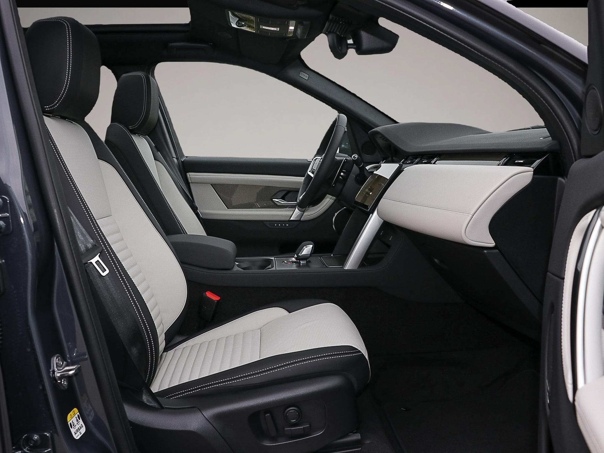 Land-Rover Discovery Sport (2026) - Photo 7