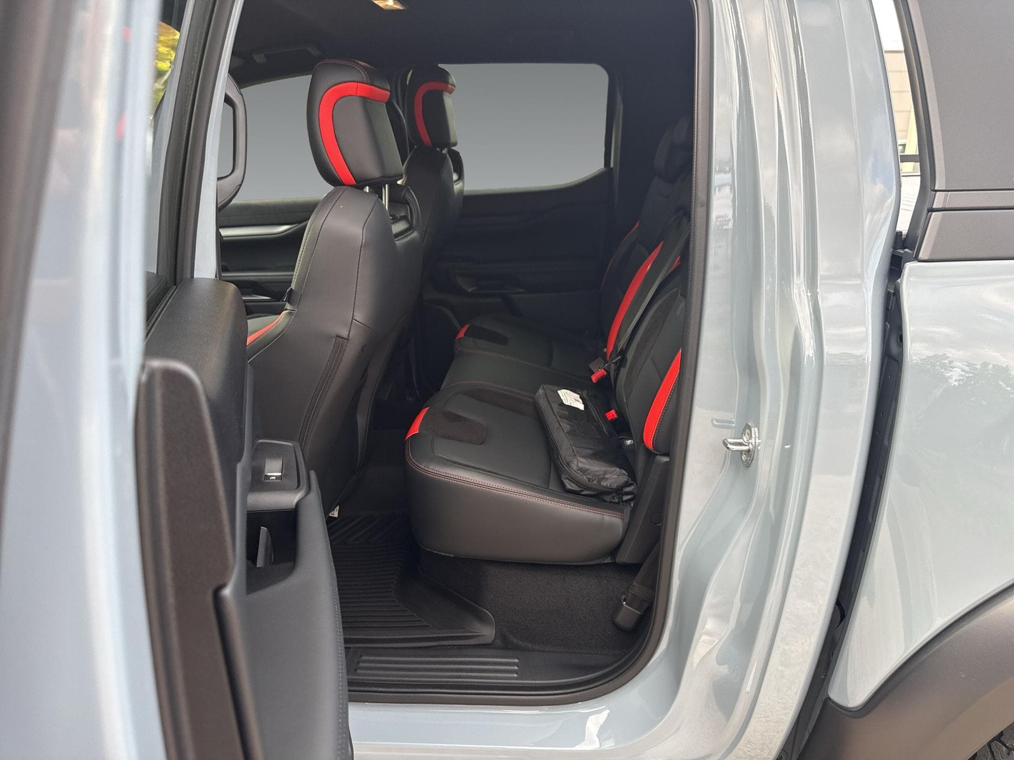 Ford Ranger Ranger  3.0 Ecoboost +-Paket+B&O+iACC+Fox® Stoßdämpfer (2026) - Photo 8