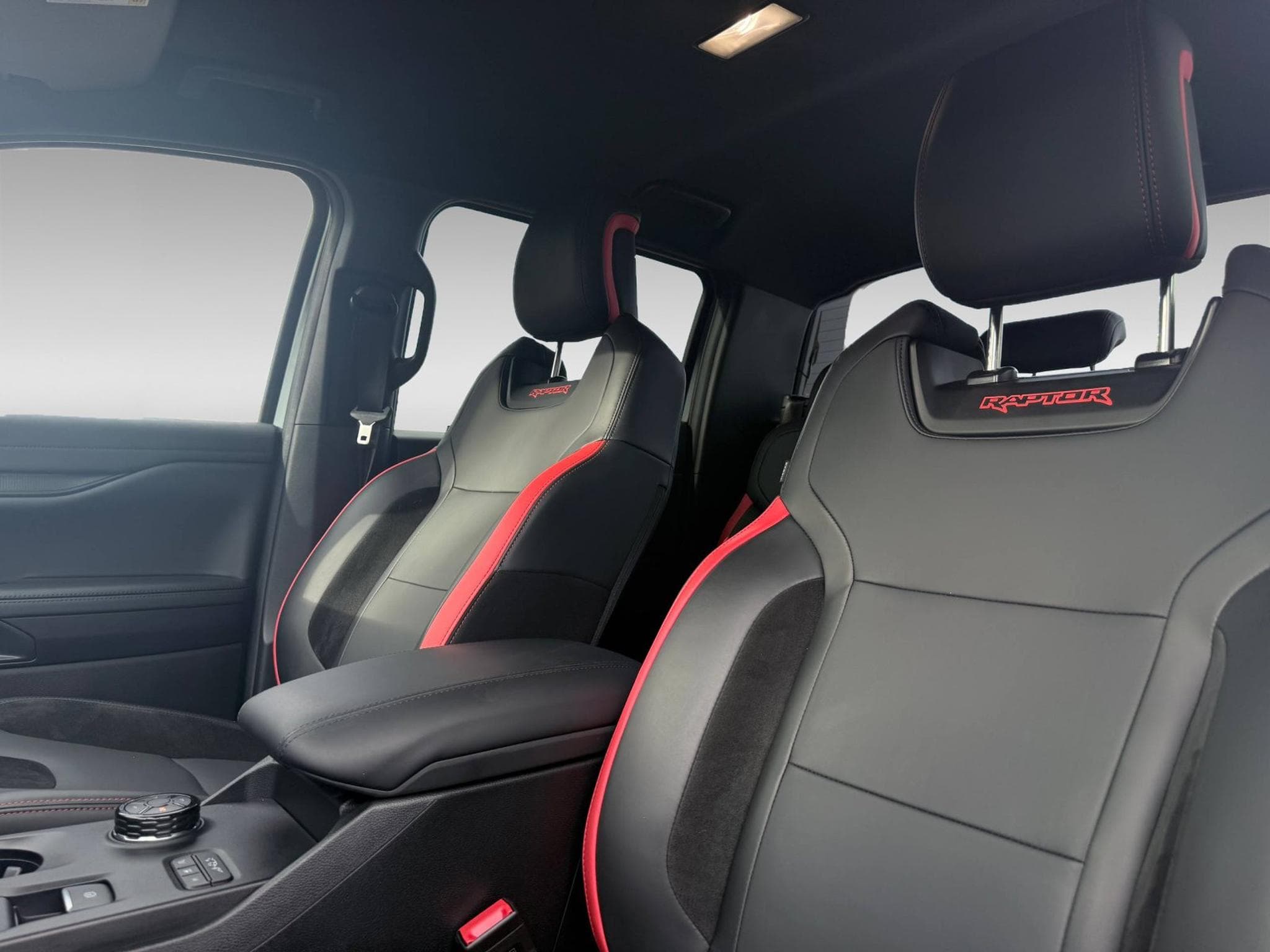 Ford Ranger Ranger  3.0 Ecoboost +-Paket+B&O+iACC+Fox® Stoßdämpfer (2026) - Photo 18