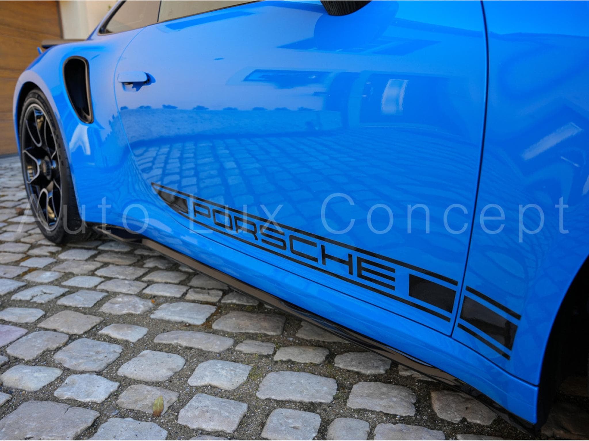 Porsche 911 911 Turbo S (2022) - Photo 26