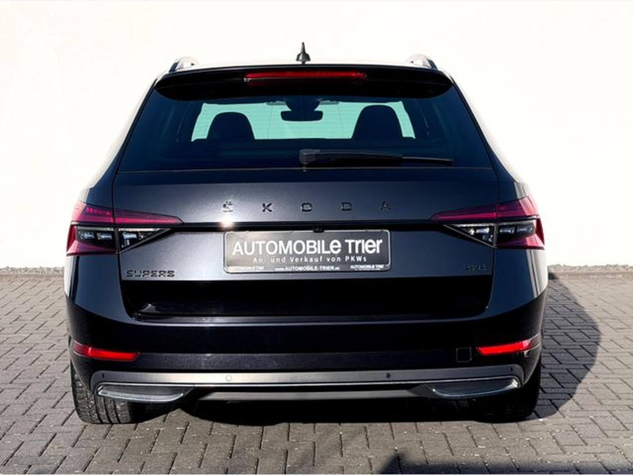 Skoda Superb Superb Combi Sportline 2.0 TDI DSG 4x4 /1.HAND/ (2022) - Foto 6