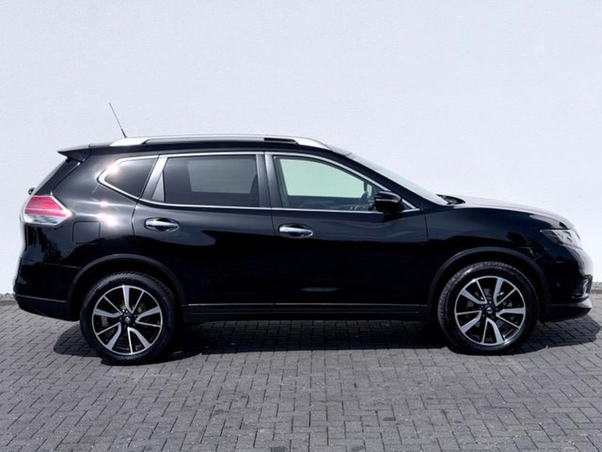 Nissan X-Trail X-Trail 2.0 dCi Automatik /NAVI/LED/360°CAM/ (2017) - Foto 4
