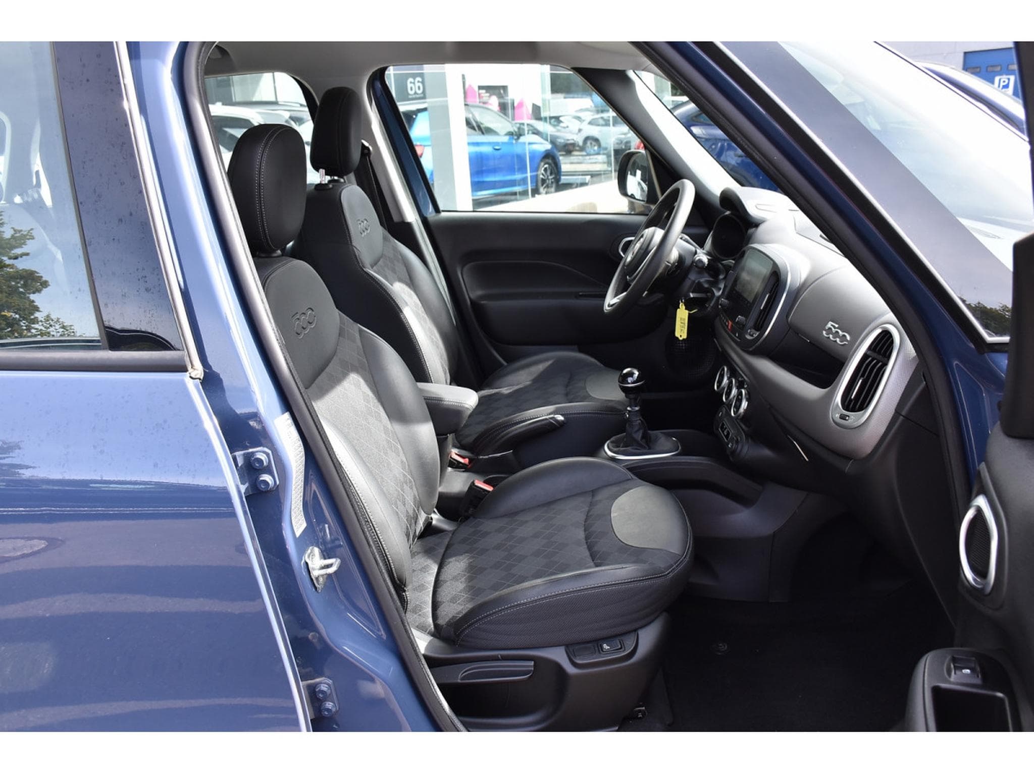 Fiat 500L 1.4 T Lounge CLIMA REGUL GPS PDC 1° MAIN (2018) - Photo 7
