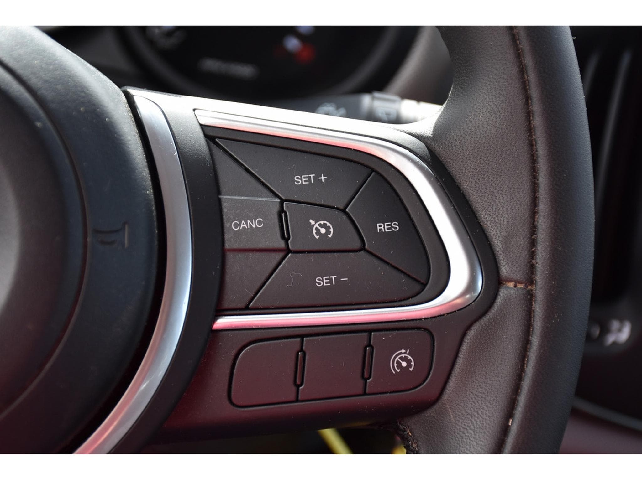 Fiat 500L 1.4 T Lounge CLIMA REGUL GPS PDC 1° MAIN (2018) - Photo 16