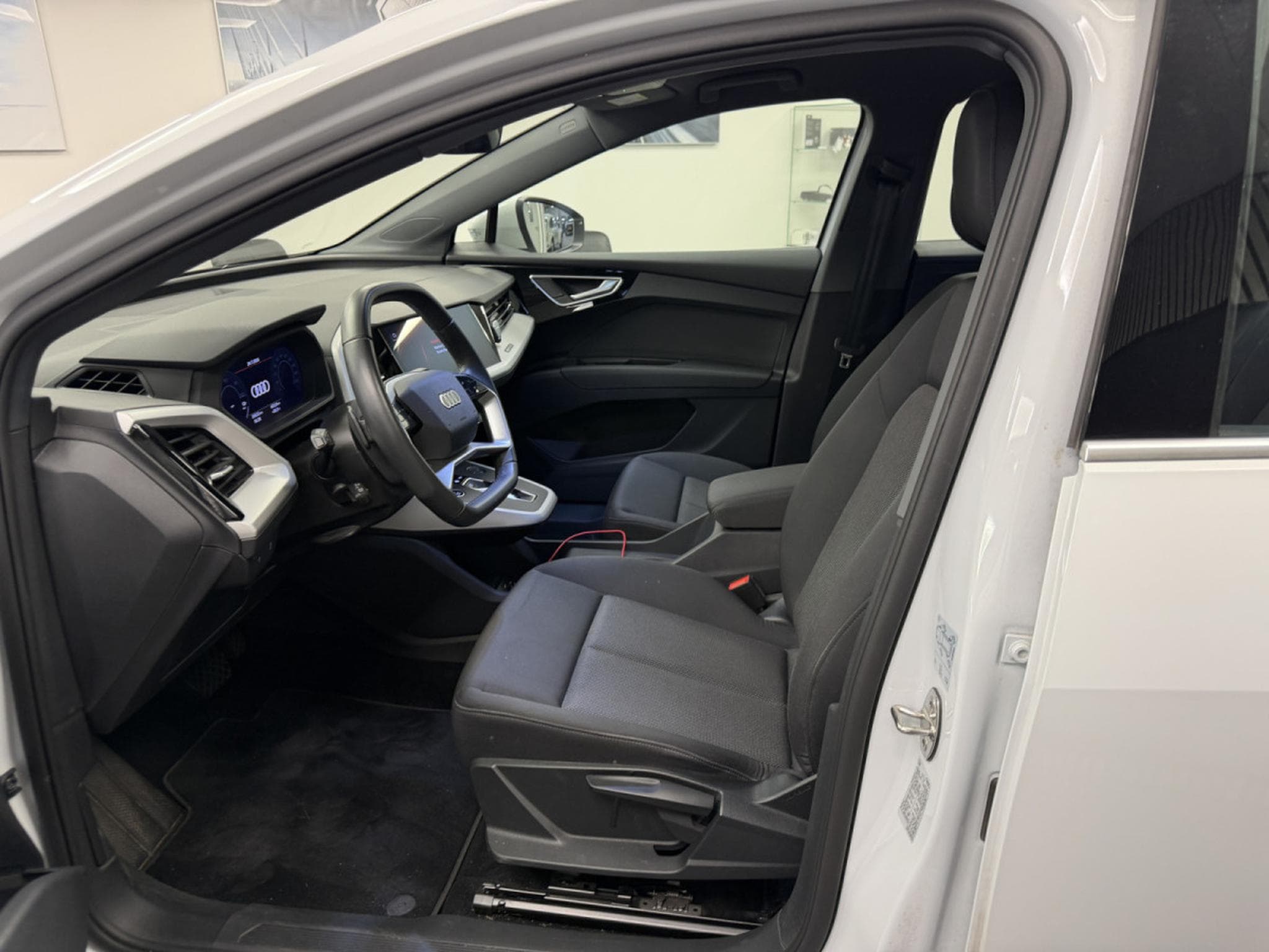 Audi Q4 e-tron Sportback 45 286 CH / 210 kW (2024) - Photo 3